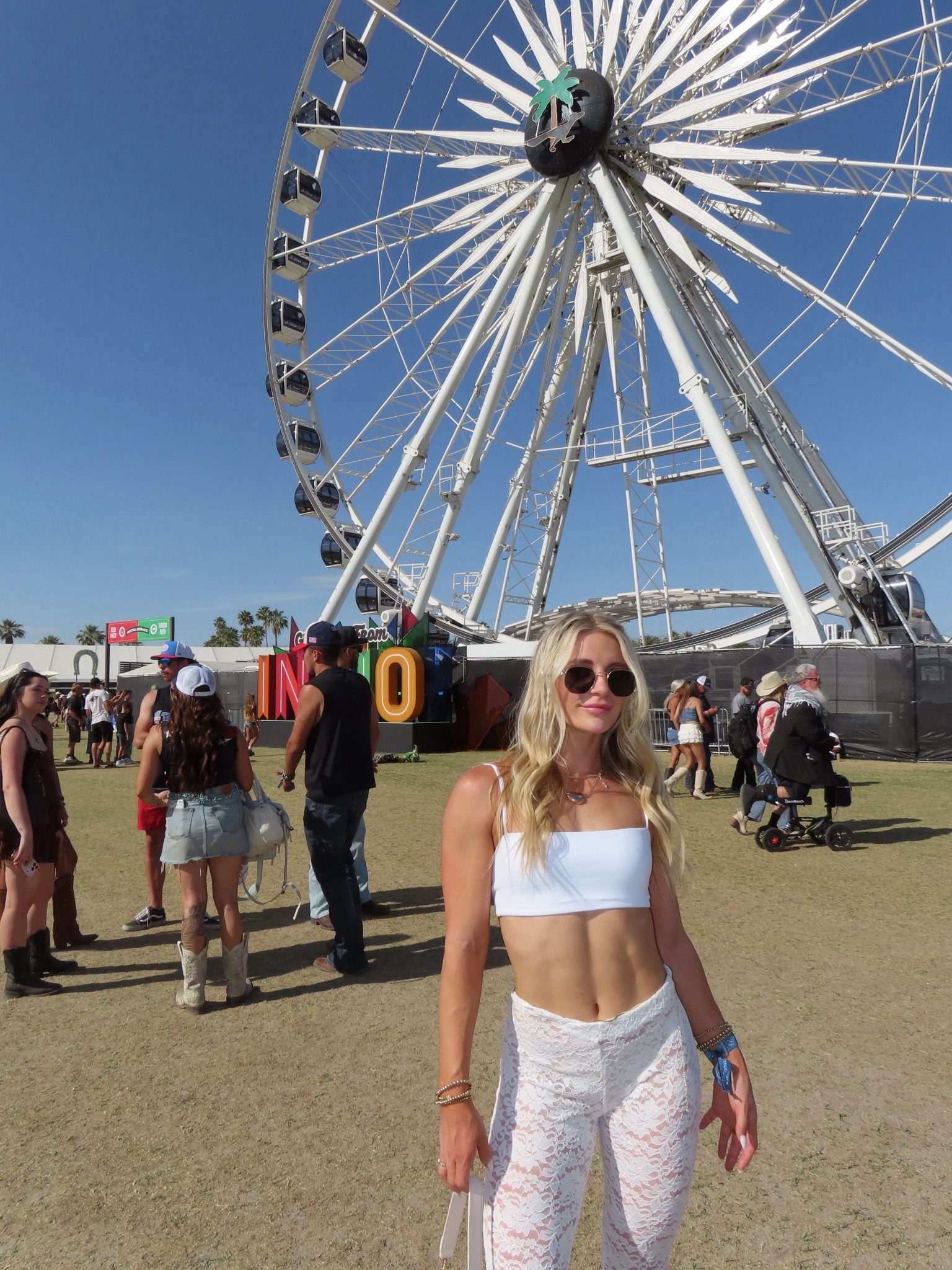 Stagecoach 🤠 

#LTKFestival #LTKSeasonal #LTKootd