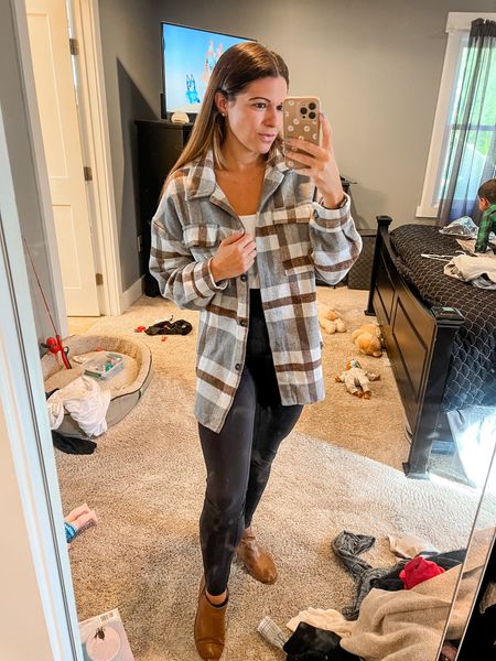 Comfy fall clothes🍂

#LTKSeasonal #LTKstyletip