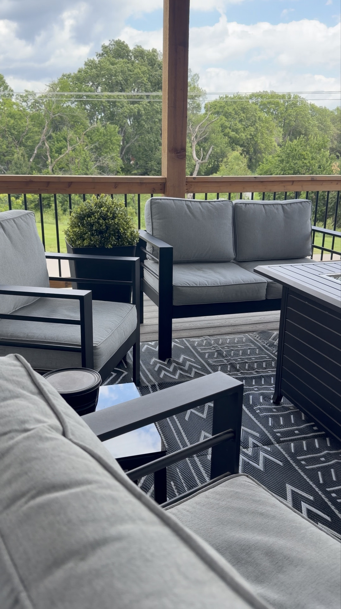 #AD I’m obsessed with this patio set from @Wayfair ! Shop these finds and similar #wayfair #wayfairpartner  #wishyouwerehere #outdoor 

#LTKHome