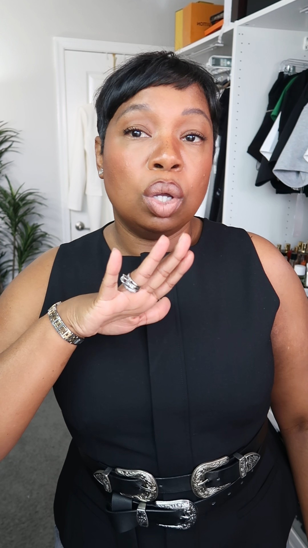 Family Photos

#LTKStyleTip #LTKOver40 #LTKFindsUnder50