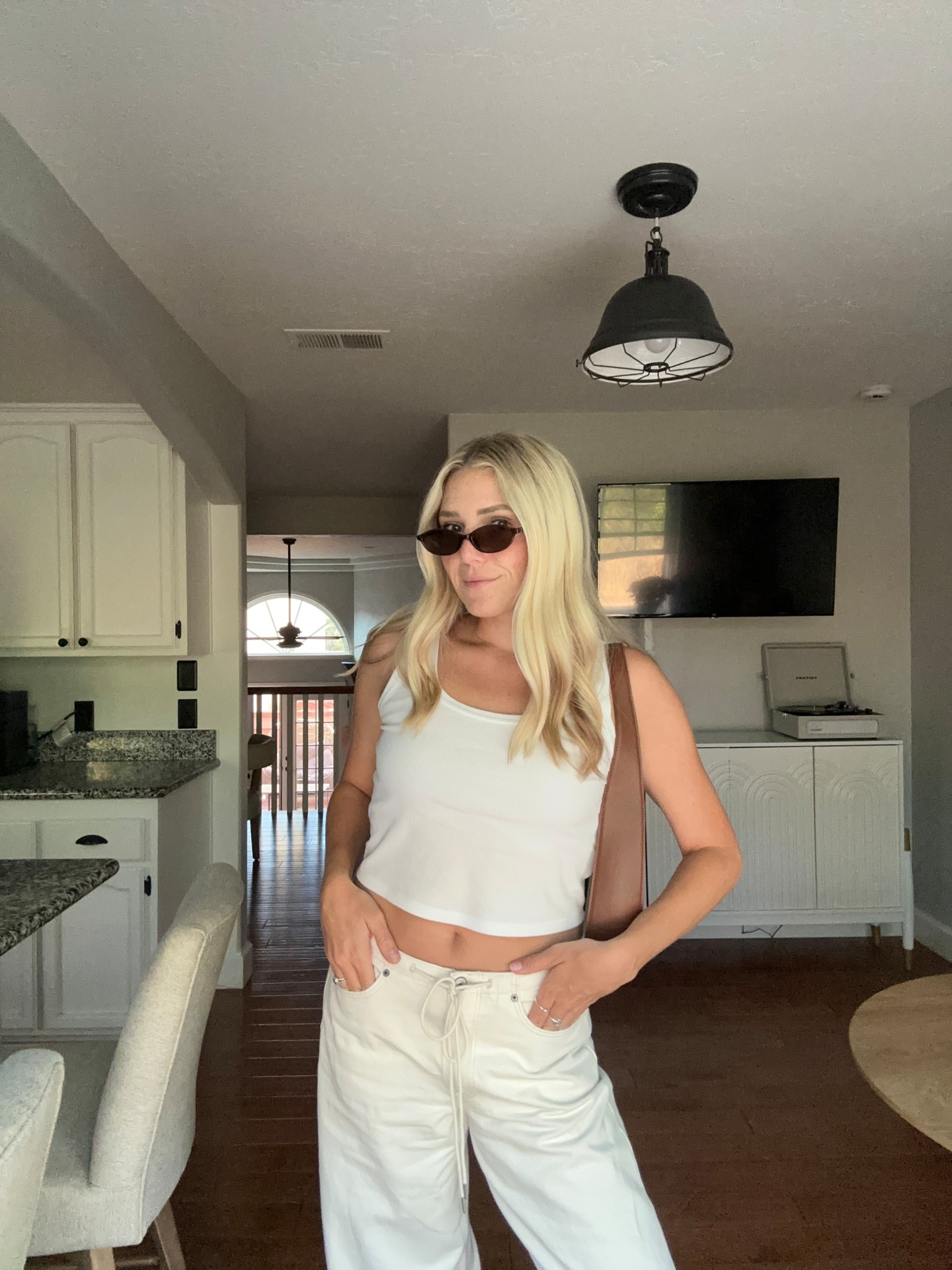 all white casual outfit / Abercrombie drawstring jeans & white tank 