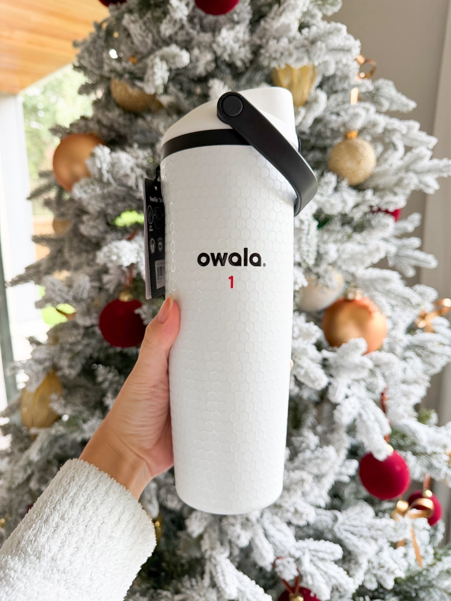 Golf Owala travel tumbler, would be a god gift for the golf lover in your life! Sold out everywhere but I found one place that still has it other than eBay!

#LTKHoliday #LTKGiftGuide