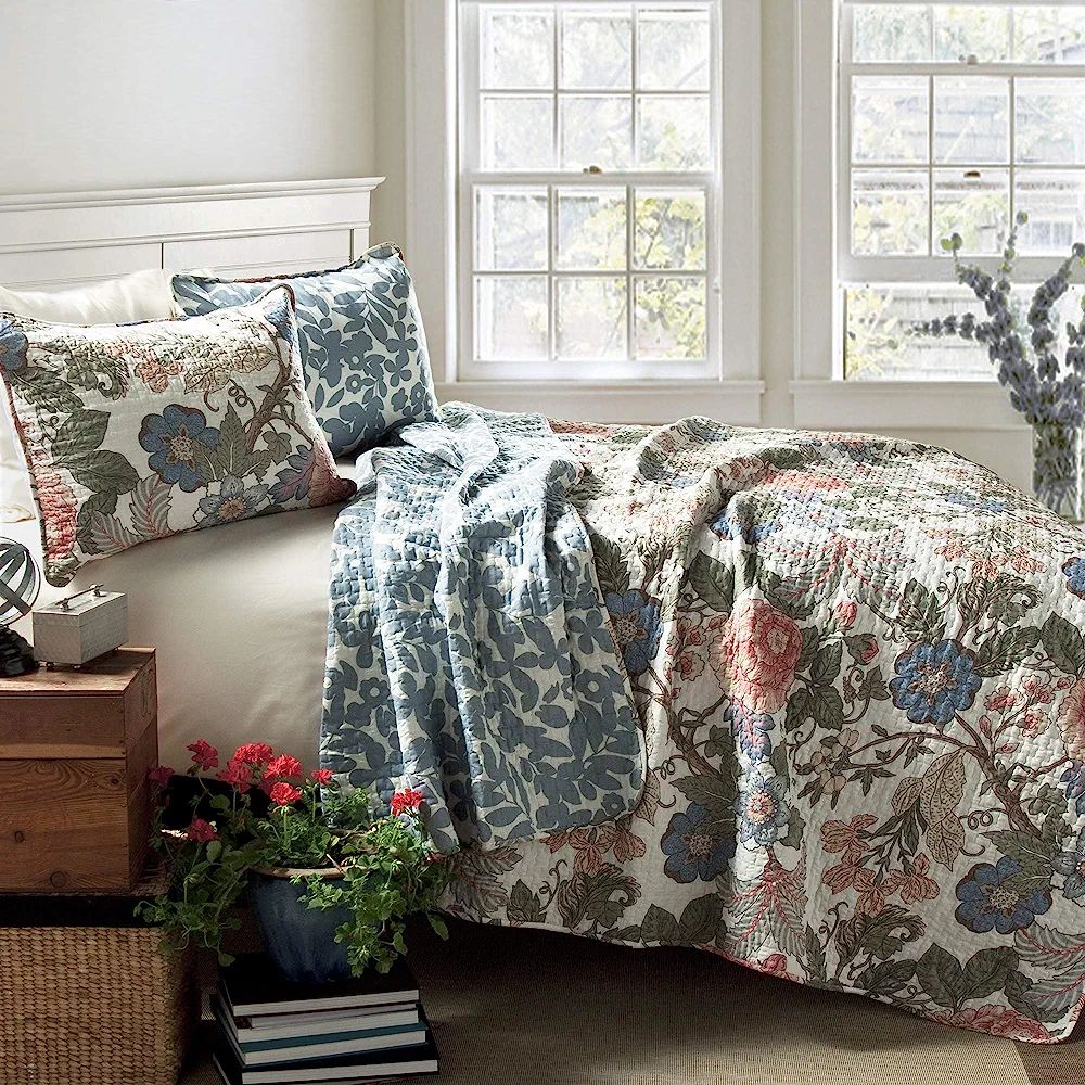 Lush Decor Sydney Reversible Cotton Quilt Set - Charming & Colorful Floral Leaf Design - 3 Piece ... | Amazon (US)