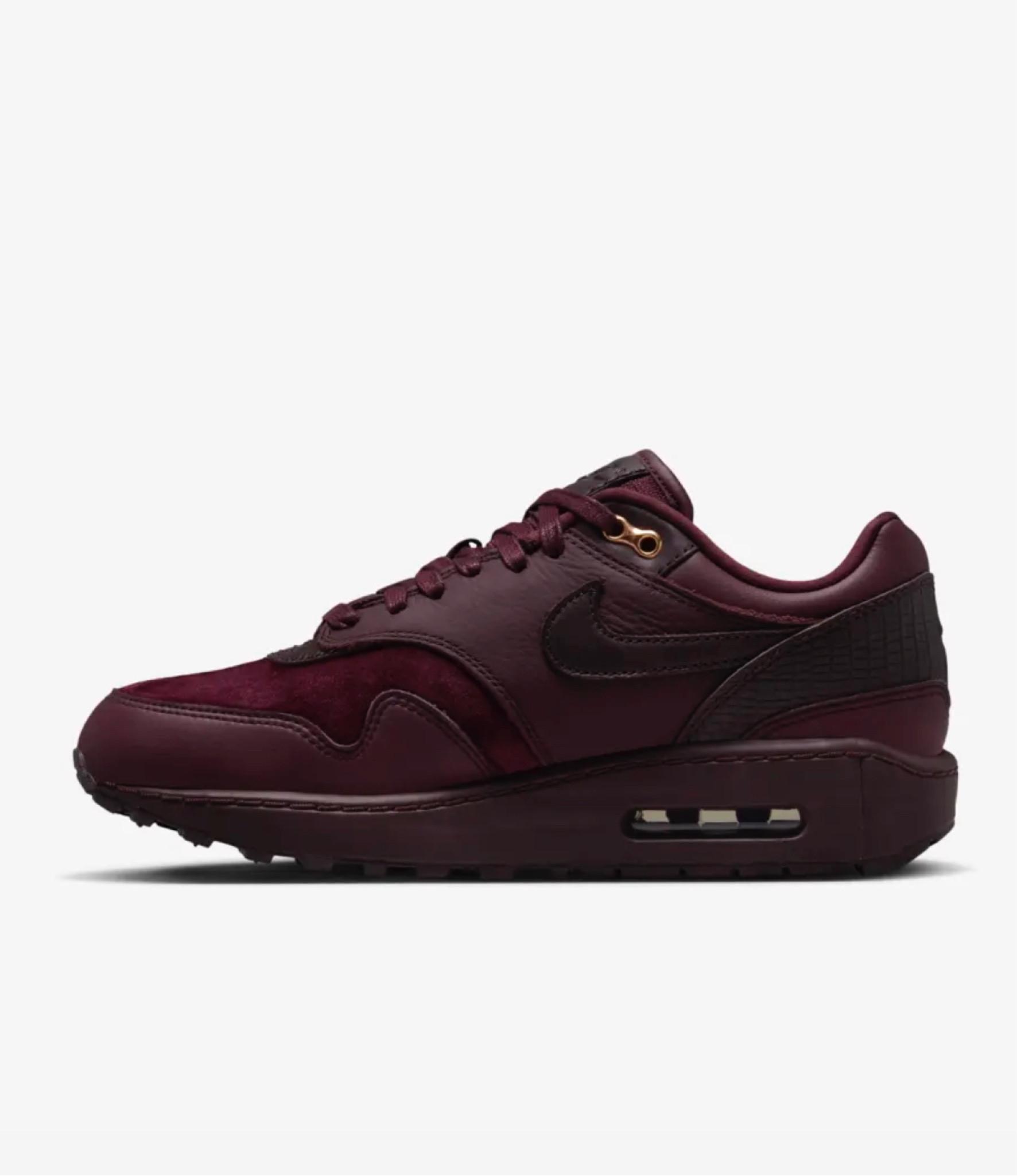 Women's Air Max 1 '87
Burgundy Crush
$150.00
Available 12/8 at 9:00 AM
Allure: the quality of wearing this crafted Air Max 1. Made with premium leather, metallic gold hardware and an incredibly soft liner, they're the new definition of head-turning style. Elevated branding refines your 'fit, while the crystal-clear Air window (inspired by French architecture and celebrated by sport and fashion) lets you see into the world of comfort. Lace up, 'cause there’s no containing your next move.

SKU: DV3888-600

#airmax #airmax1 #burgundy

#LTKshoecrush