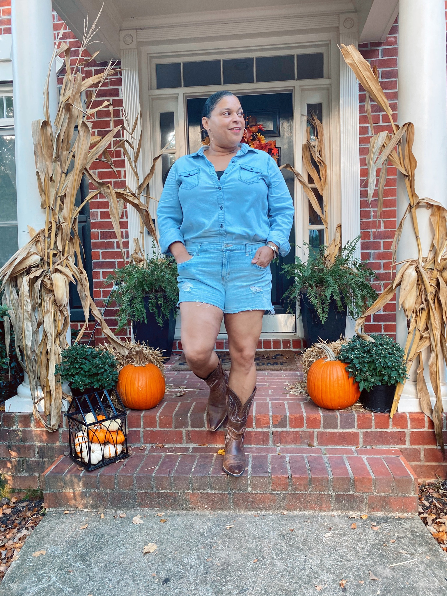 Easy Fall transition outfit
Denim Shirt Denim Shorts Jean Shorts Cowboy Boots z brown Boots Ariat #LTKunder100 #LTKstyletip

#LTKSeasonal