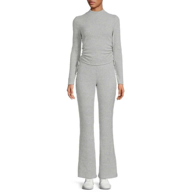 No Boundaries Junior's Mock Neck Top and Flared Pants, 2-Piece Set | Walmart (US)