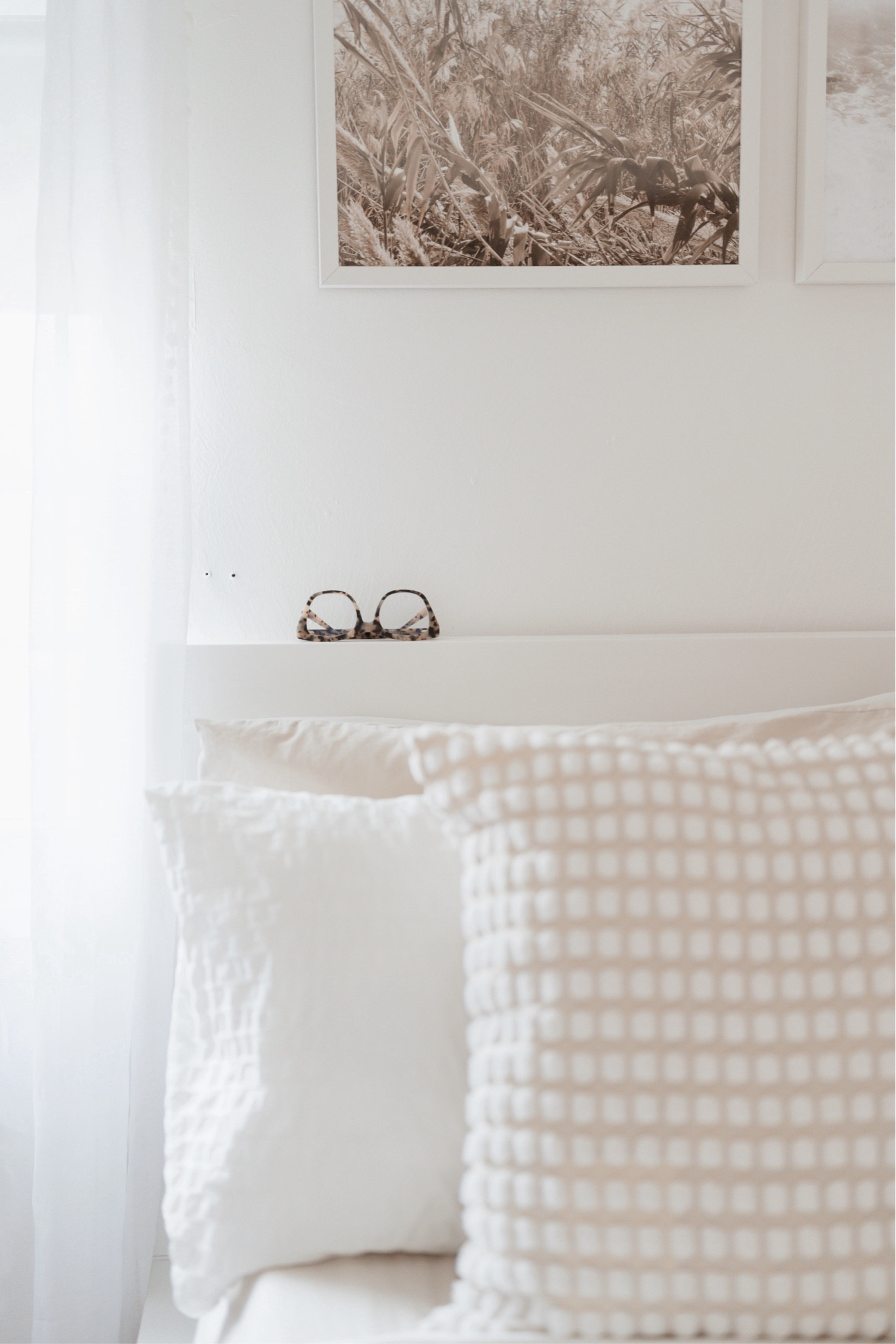 My favorite glasses from eyebuydirect ‘Cassie’ loving the cat eye stylish look 

eye glasses, eye wear, ivory tortoise horn, cat eye glasses, frames, stylish glasses, stylish eye wear, work essentials, office style

#LTKfindsunder50 #LTKstyletip