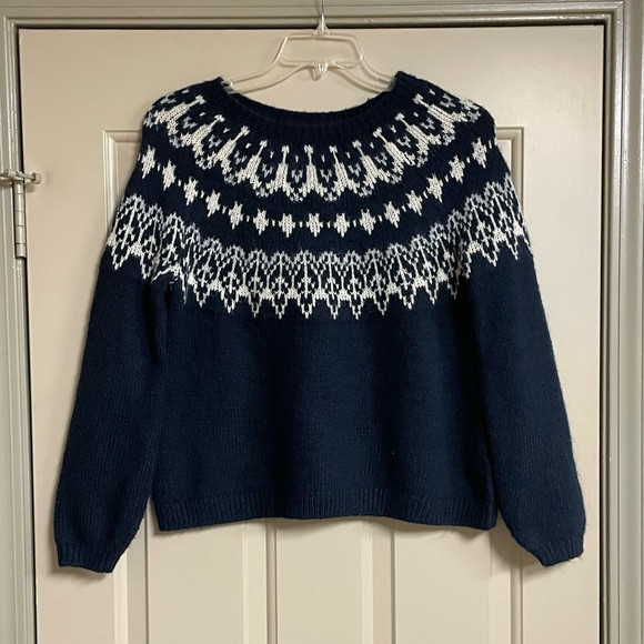 Old Navy Dark Blue and Off-White Fair Isle Sweater | Poshmark