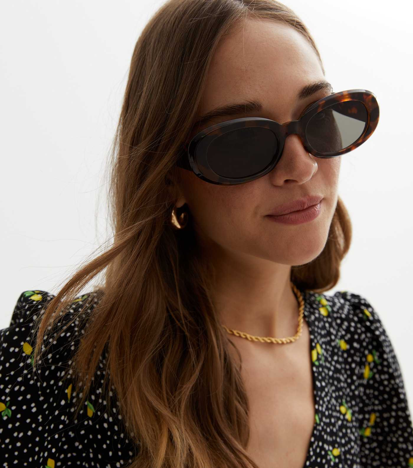 Dark Brown Tortoiseshell Effect Oval Sunglasses | New Look | New Look (UK)