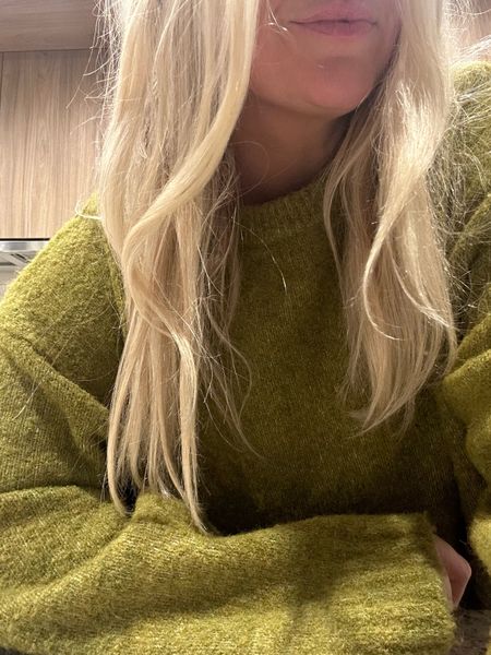 obsessed with this sweater for fall. it is THE BEST color for blondes, i swear.

#LTKfindsunder50 #LTKfindsunder100 #LTKstyletip
