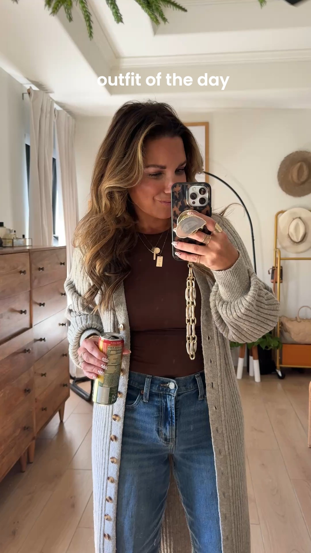 It was a neutral kind of day!! 
Love this Amazon sweater cardigan that can also be worn as a sweater dress. 
Wearing size medium. 
Paired it with my favorite Old Navy barrel jeans. Wearing size 6 short/petite. 




#LTKOver40 #LTKFindsUnder50 #LTKPetite