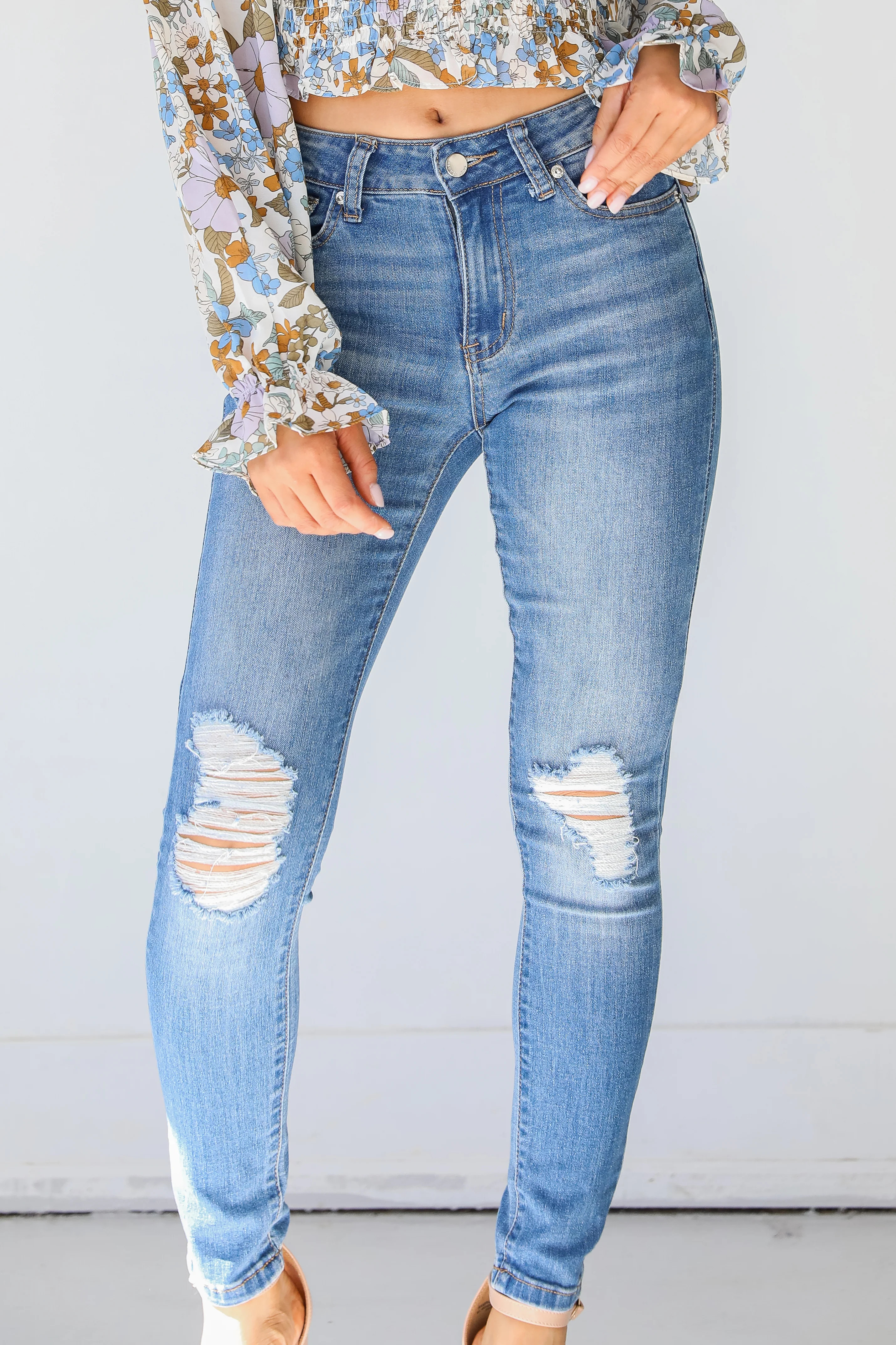 Ellie Distressed Skinny Jeans | Dress Up