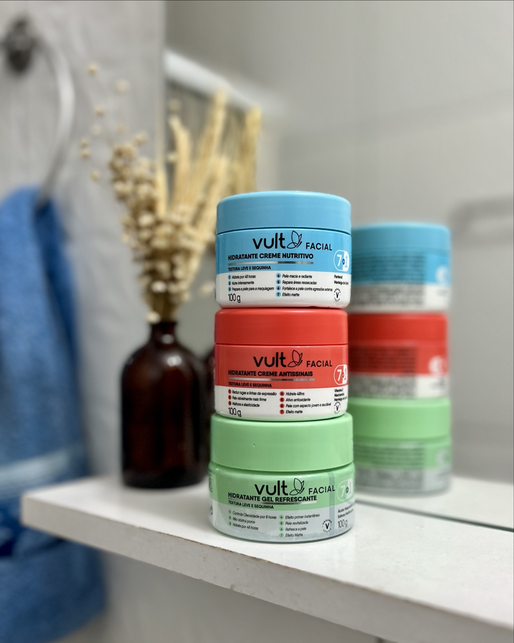 Combo Cuidados Faciais 4 itens,
Ideal para quem não abre do seu skincare, o Combo Cuidados Faciais traz quatro produtos pensados para manter uma rotina de cuidados faciais diversa e cheia de ativos para cuidar da sua pele com diferentes ações clica no link e garanta já o seu !

#DesafioLTKCon24


#LTKbeauty #LTKfamily #LTKbrasil