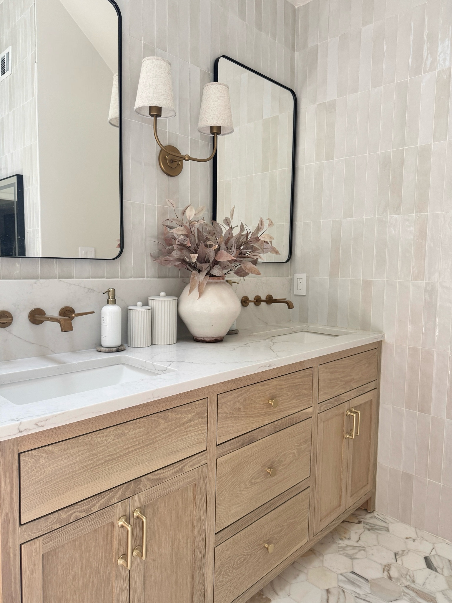 primary bathroom, neutral fall 