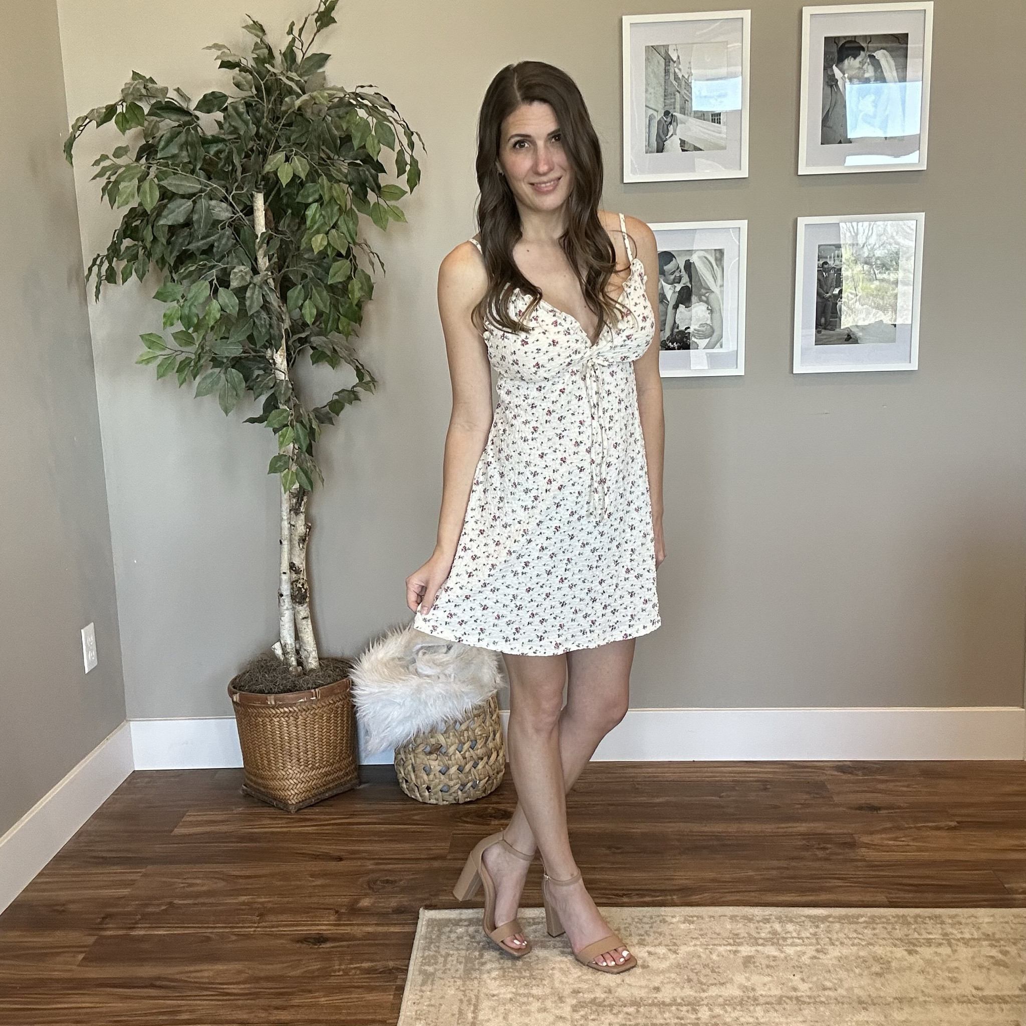 Mini floral dress

Spring dress, summer dress, Mother’s Day dress

#LTKwedding #LTKSeasonal #LTKfindsunder50