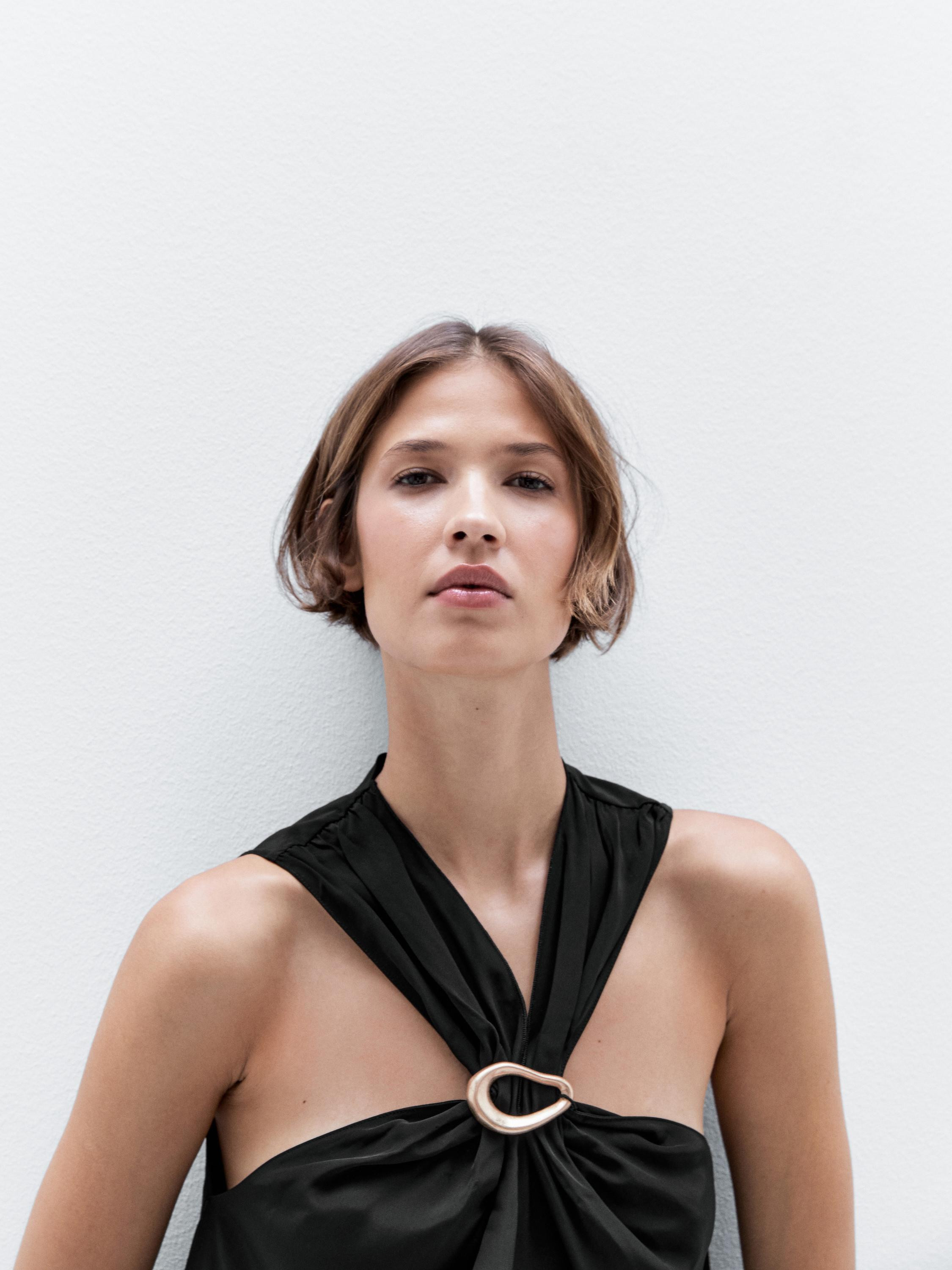 Halter top with removable brooch detail | Massimo Dutti UK