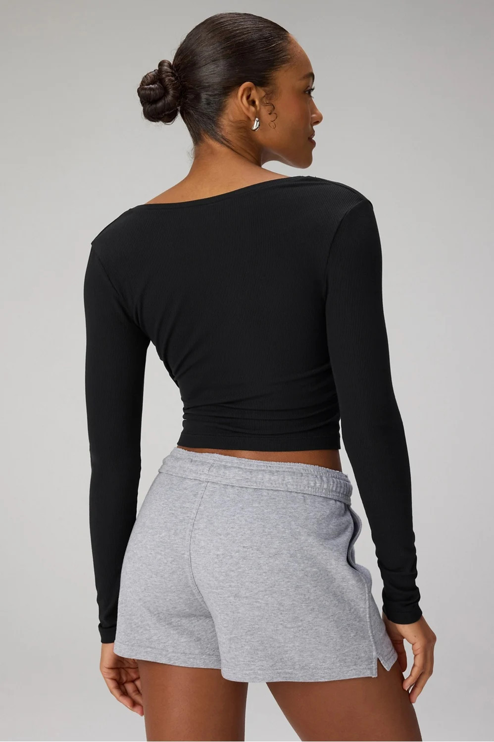 Modal Rib V-Neck Crop L/S Top | Fabletics