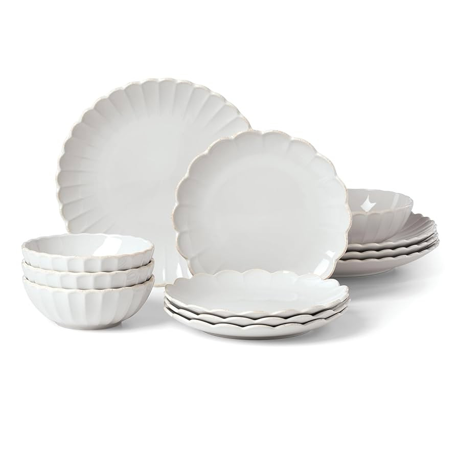 Lenox French Perle Scallop 12-Piece Dinnerware Set, 17.70 LB, White | Amazon (US)