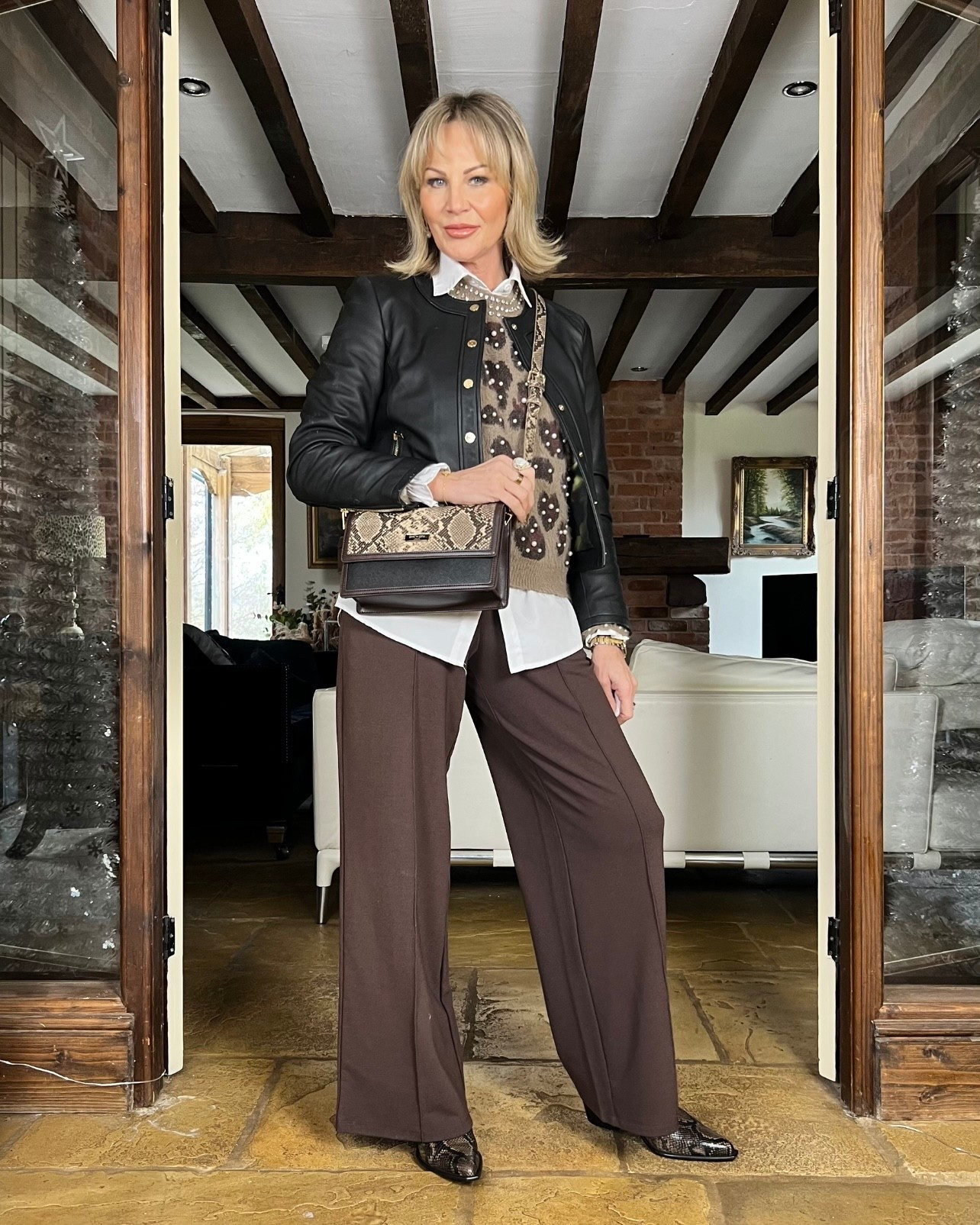 Chocolate and Black …. Snakeprint boots and bag 🖤🤎

#LTKshoes #LTKbag #LTKover50style