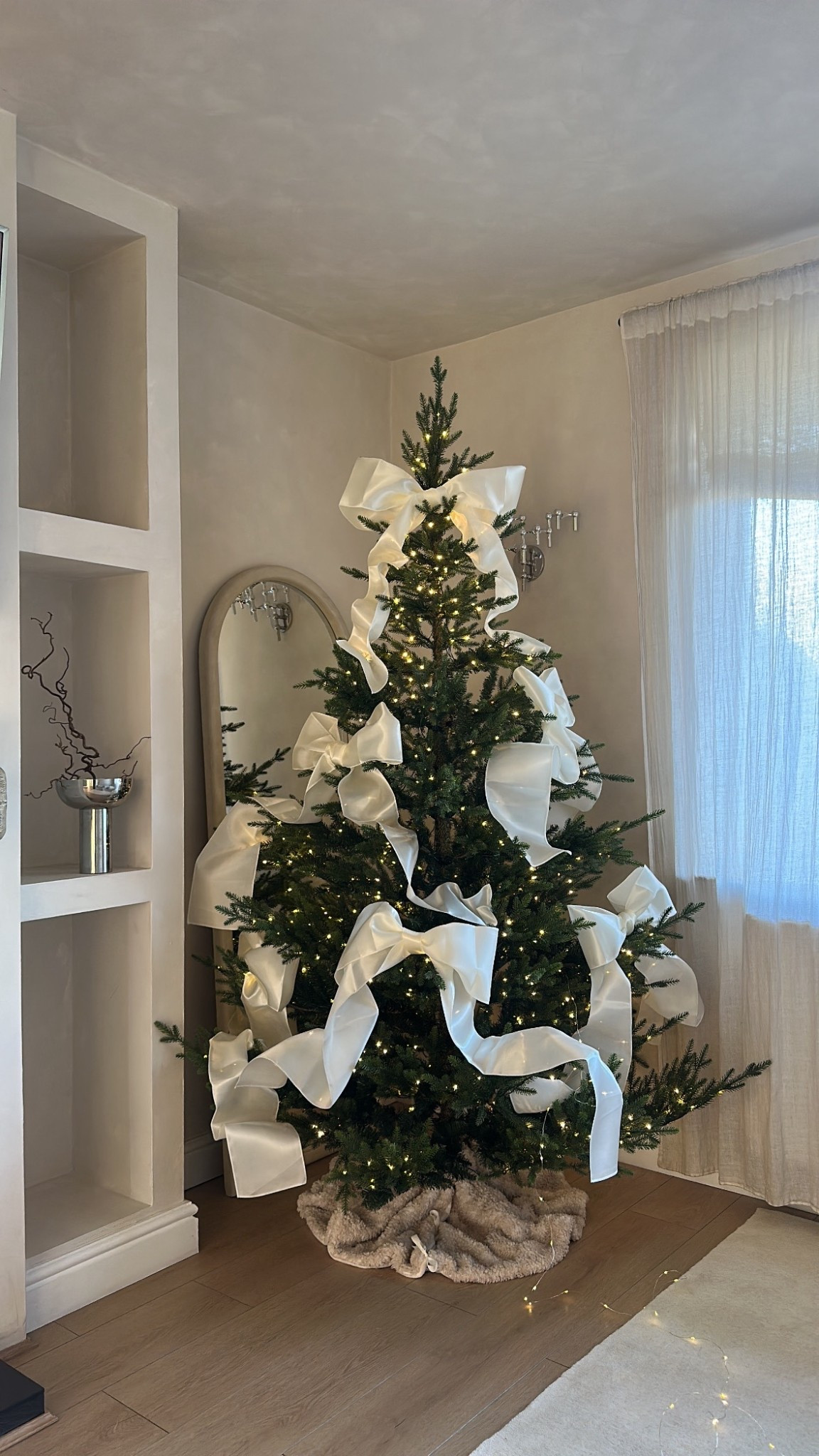 Here she is 🎀🌲✨

#LTKhome #LTKfestive