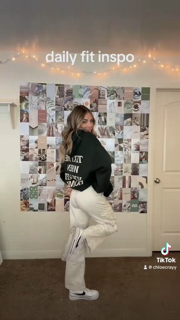 lonely fit🤍🫶🏼

#LTKover40 #LTKVideo #LTKSeasonal