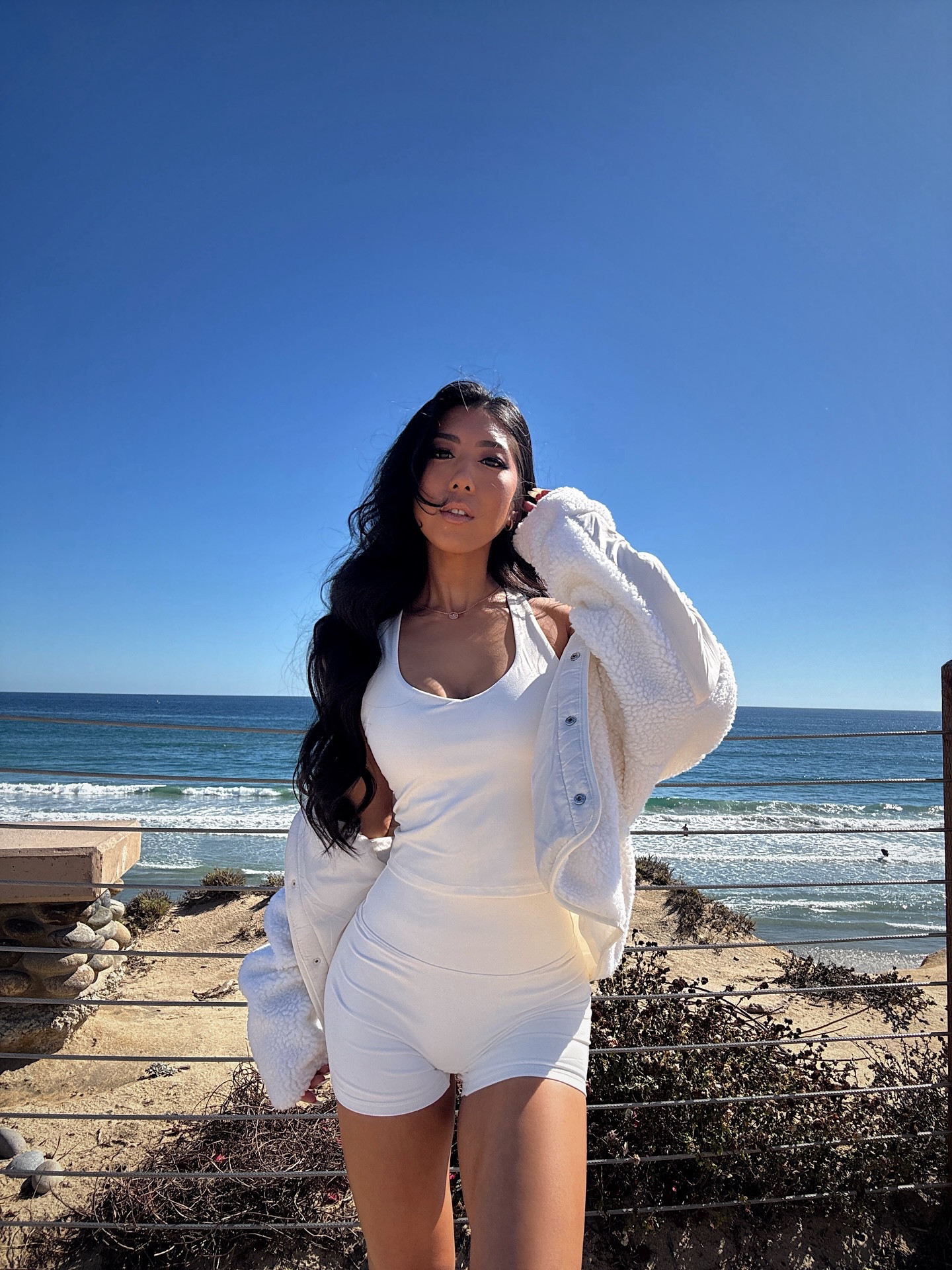 All cream set from @fabletics 🥥

Jacket xxs
Top xs
Shorts s

@fabletics @khloekardashian #fableticspartner #fableticsxkhloe