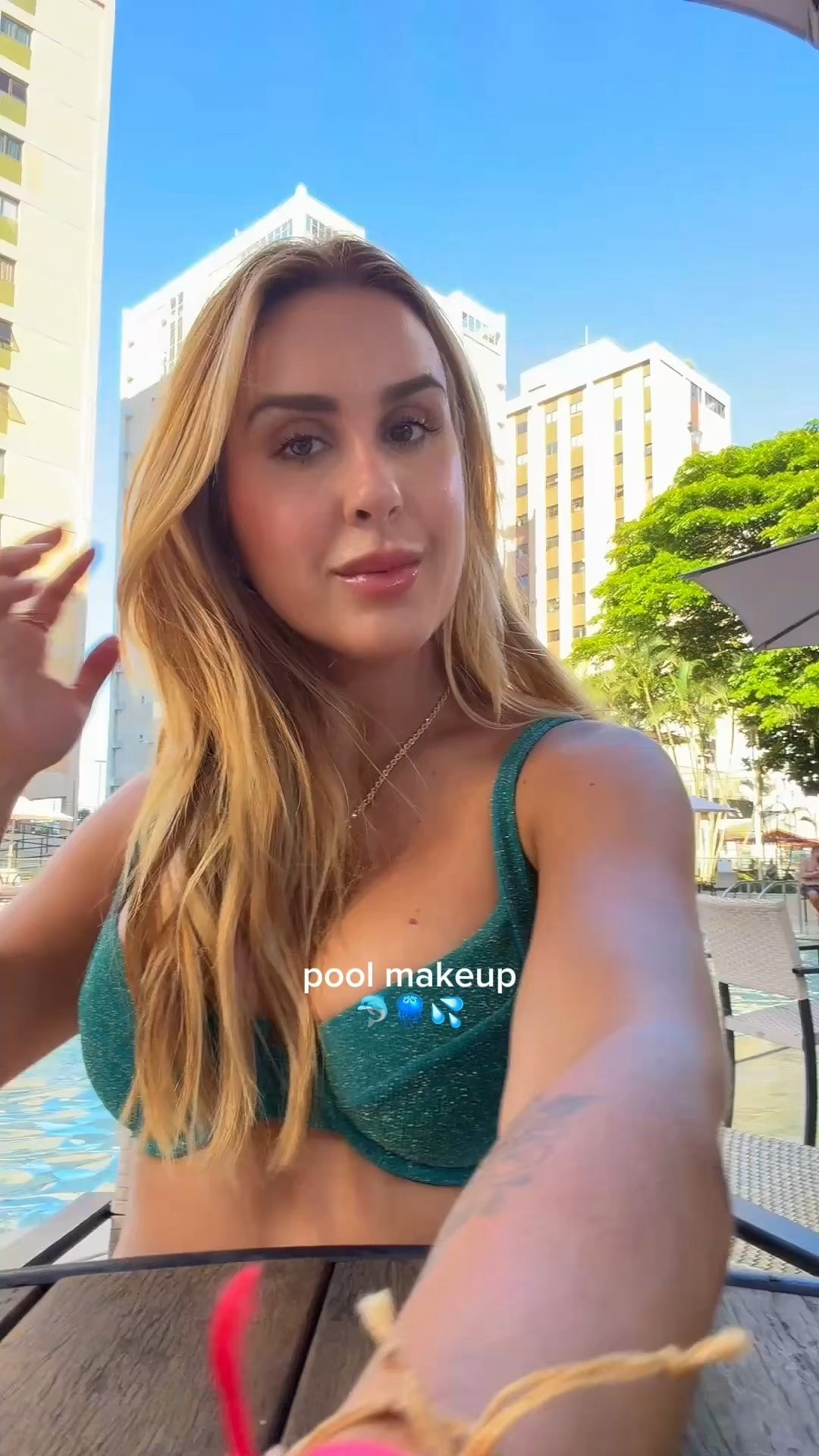 Pool Fresh Makeup 

#LTKselfcare #LTKgrwm #LTKBeauty