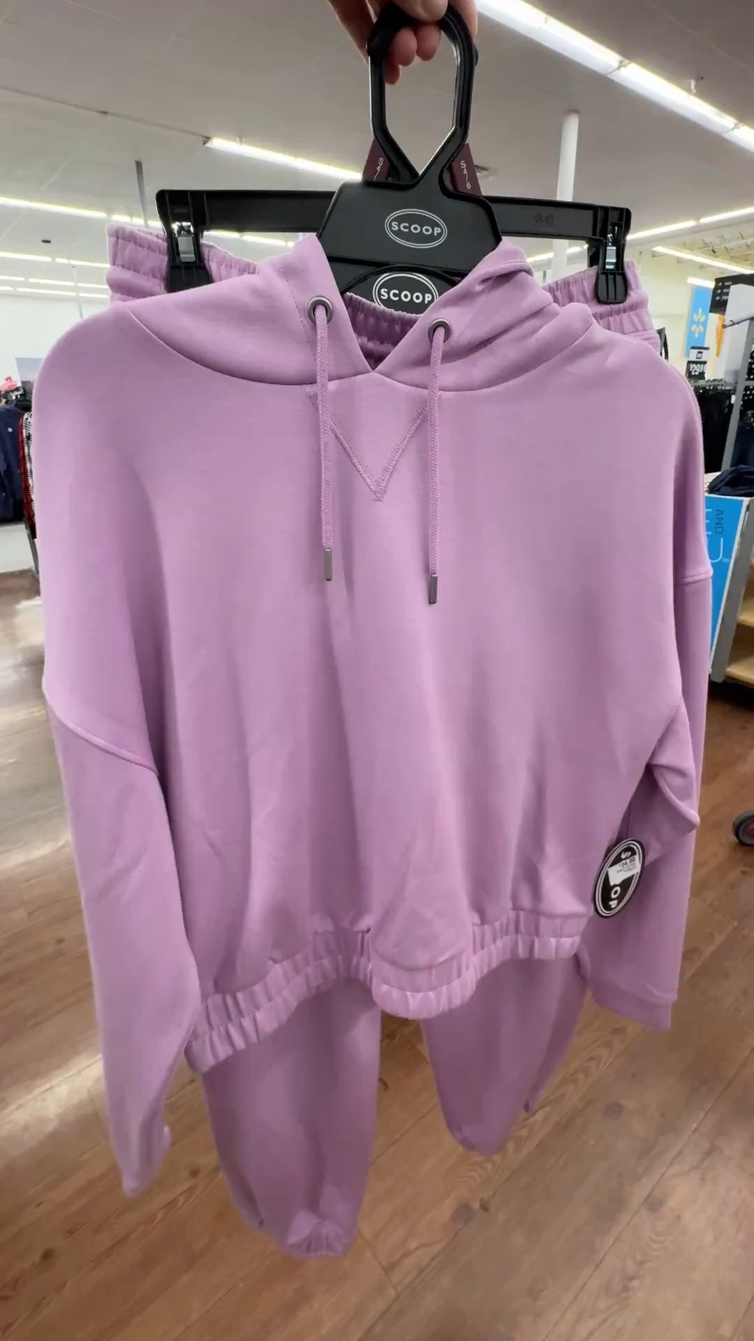 Love the color of this scubaknit!!

#LTKmomlife