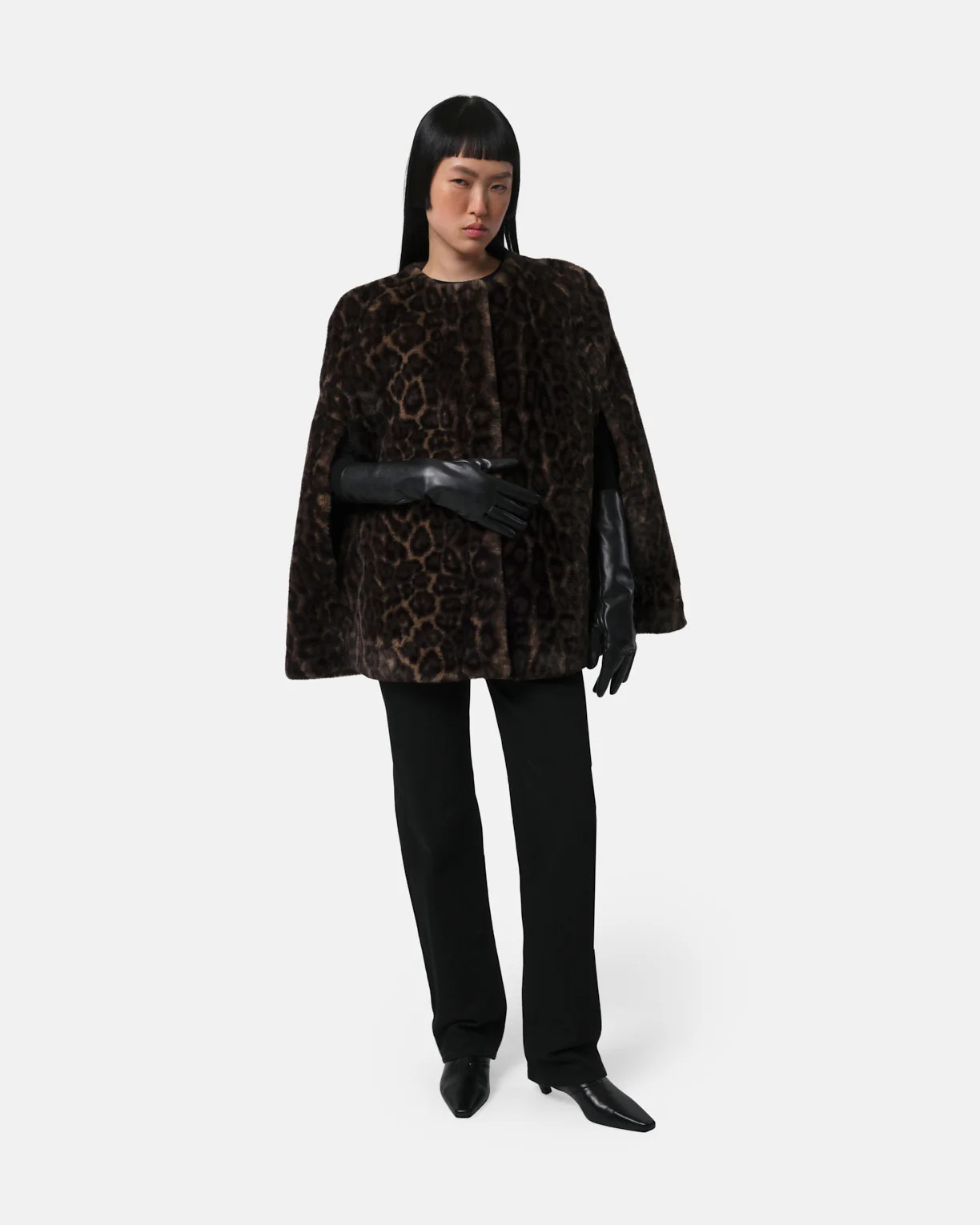 Sloane Leopard Cape | Apparis