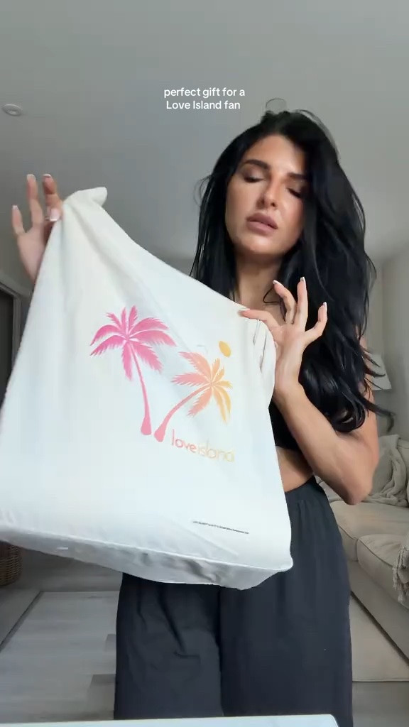 Perfect gift for a love island fan 🤍

#LTKsummer #LTKunboxing #LTKgiftguide