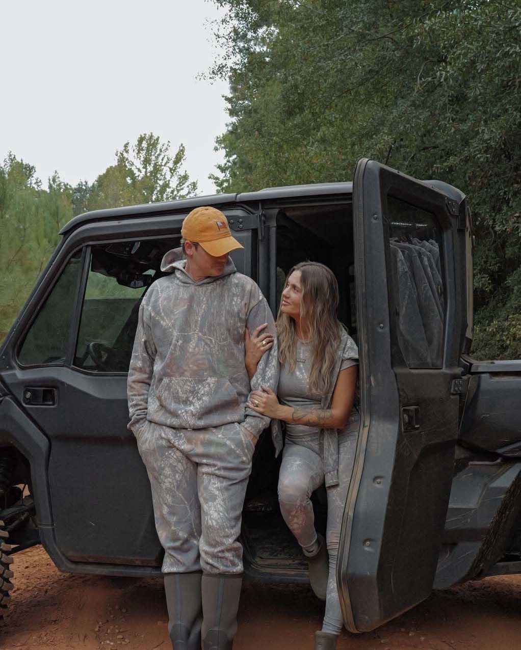 Nothing hits like an American-made camo moment. Bottomland by Tribe Kelley, yee-haul 🤠🇺🇸

#TribeKelley #Bottomland #madeinusa #americanmade

#LTKGiftGuide #LTKStyleTip #LTKActive