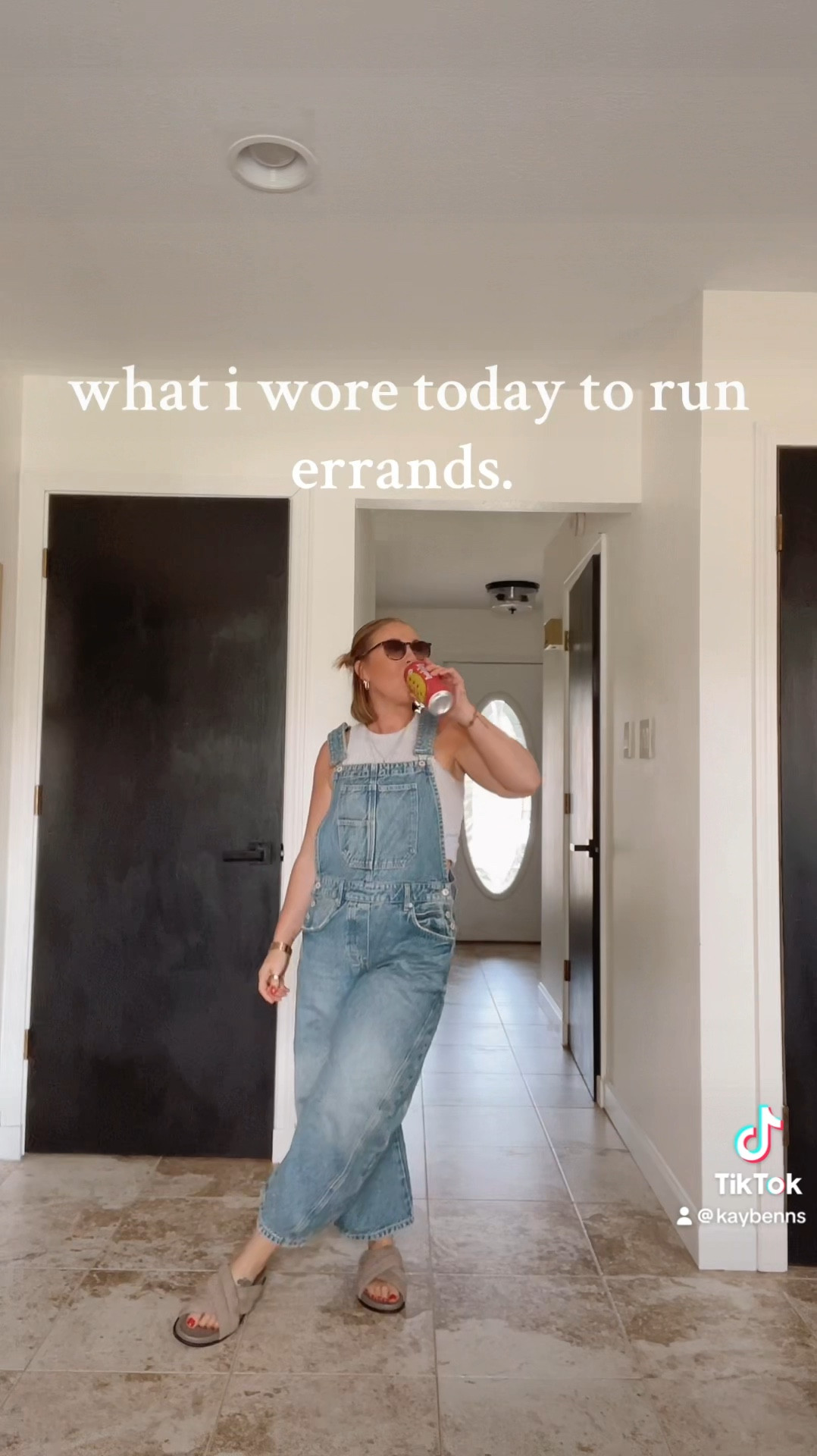 i want to wear these overalls everyday. 