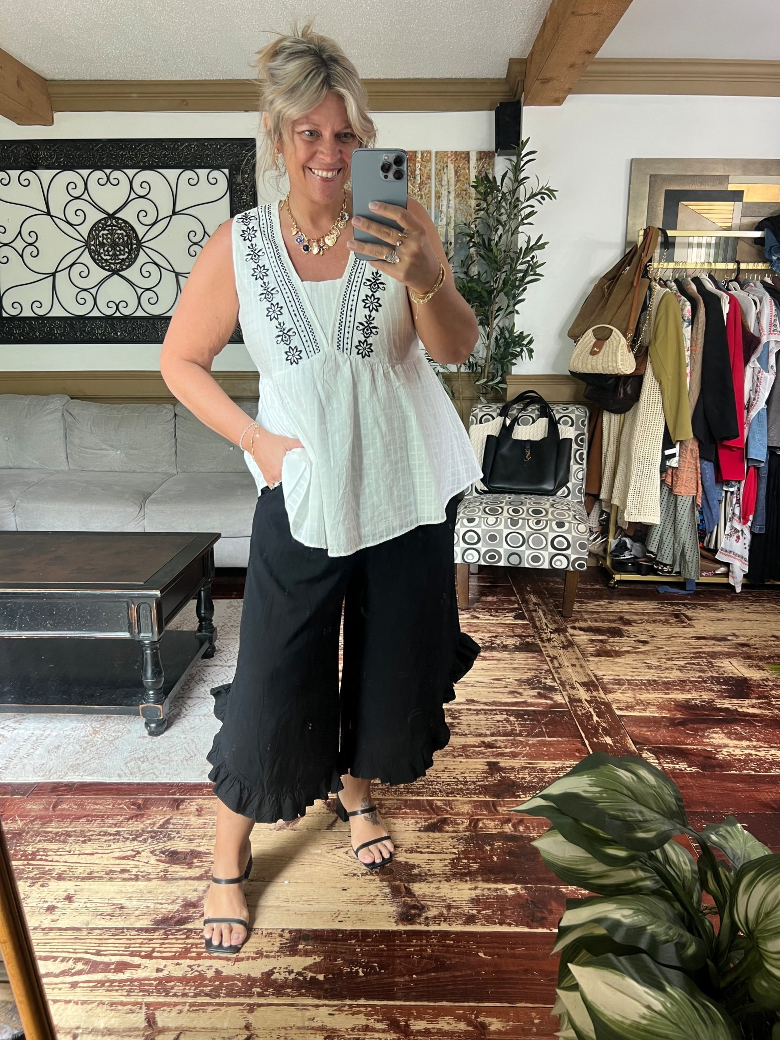 Flowy cropped pants and babydoll style blouse - size 14/16 in each 

#LTKOver40 #LTKPlusSize #LTKFindsUnder50