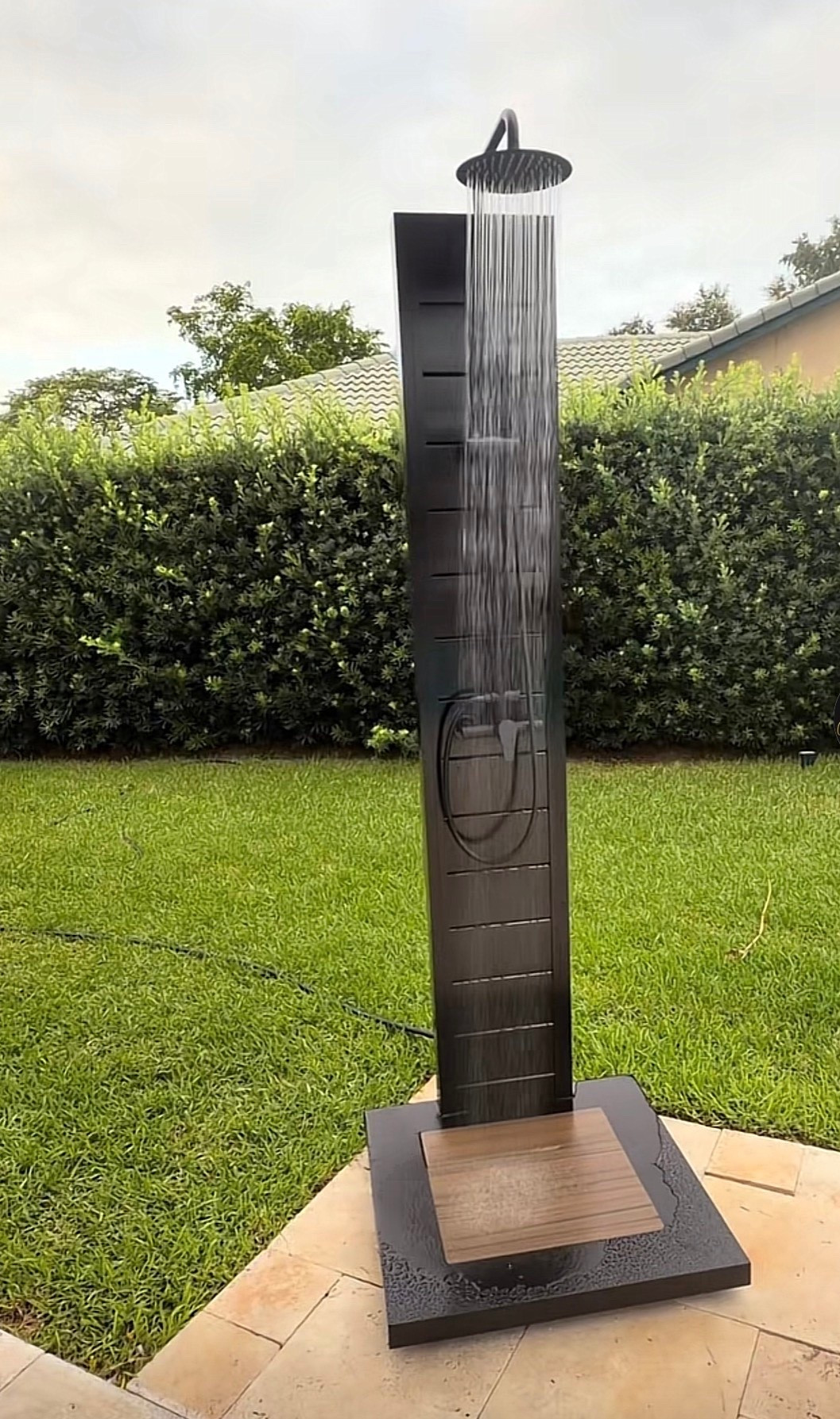 #outdoorshower #poolneeds #backyard #pollshower #outdoorfun