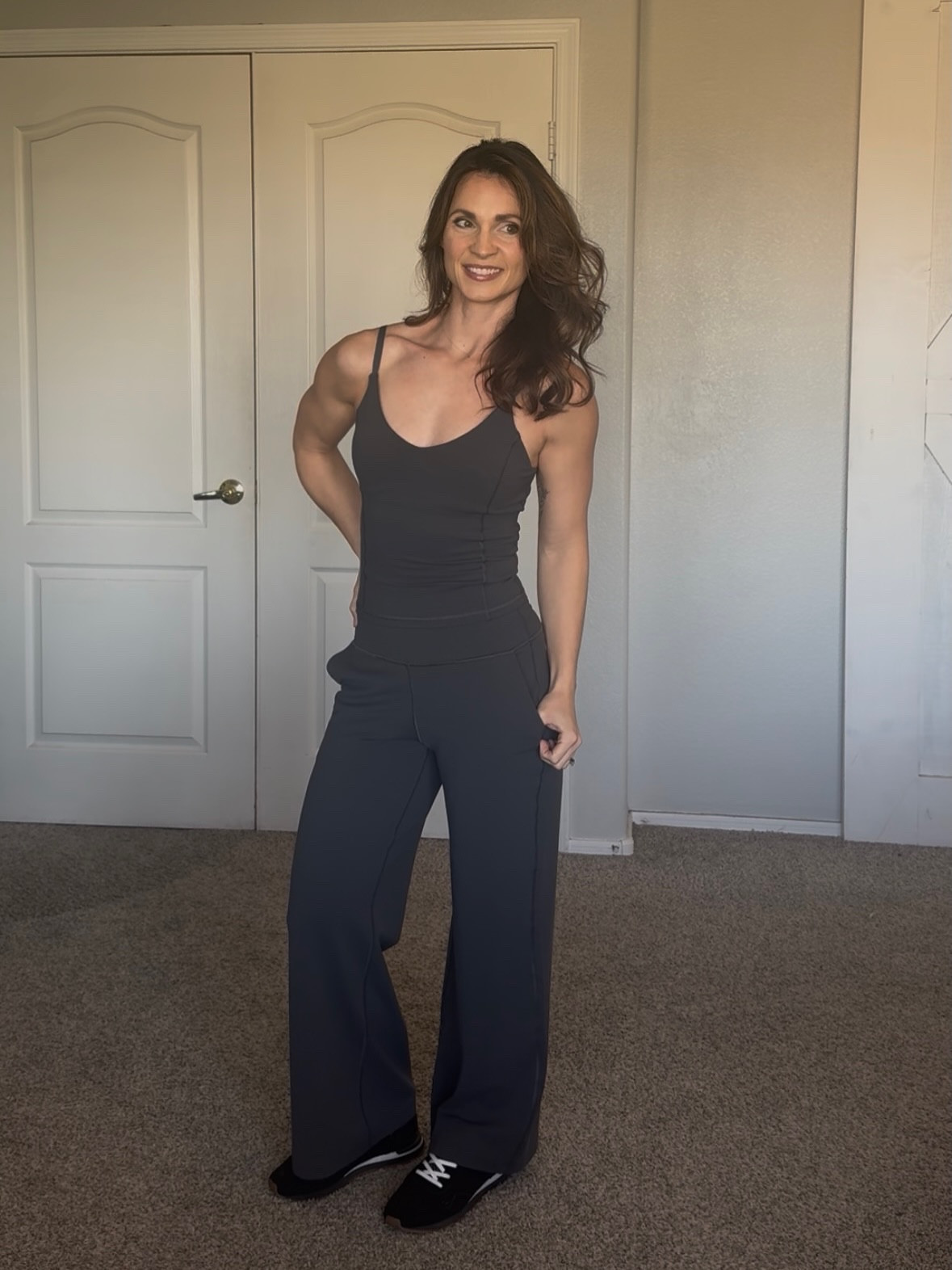 This Colorfulkoala charcoal set is officially on repeat 🖤

The fabric is insanely soft… the kind you forget you’re wearing, but still stretchy, supportive, and high-waisted so everything stays in place. It’s one of those sets I can wear all day, whether I’m getting things done, running errands, or grabbing coffee.

The little details really sold me: side pockets (always), a smooth flattering waistband, and a luxe feel without the high price. Plus it comes in multiple length options — 27.5”, 29.5”, and 32.5” — which is such a win for different heights.

Comfy, affordable, and easy to style… this one just fits into real life.
You can also use my discount code BROOKE20 to save.

#colorfulkoala #athleisure #athleticwear #everydaywear #giftsforher

#LTKActive #LTKGiftGuide #LTKWorkwear