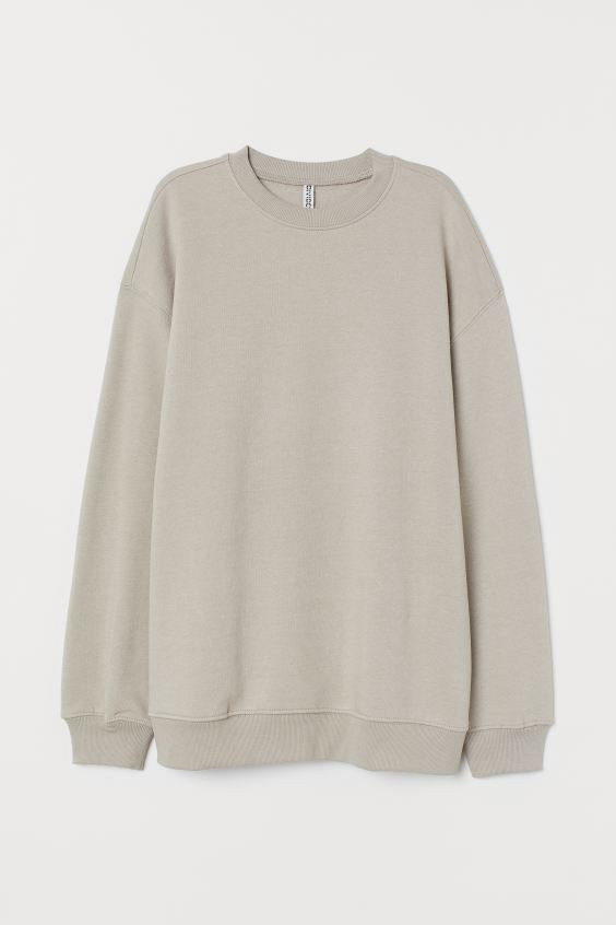 Relaxed-fit, oversized sweatshirt in soft fabric. Heavily dropped shoulders, extra-long sleeves, ... | H&M (US + CA)