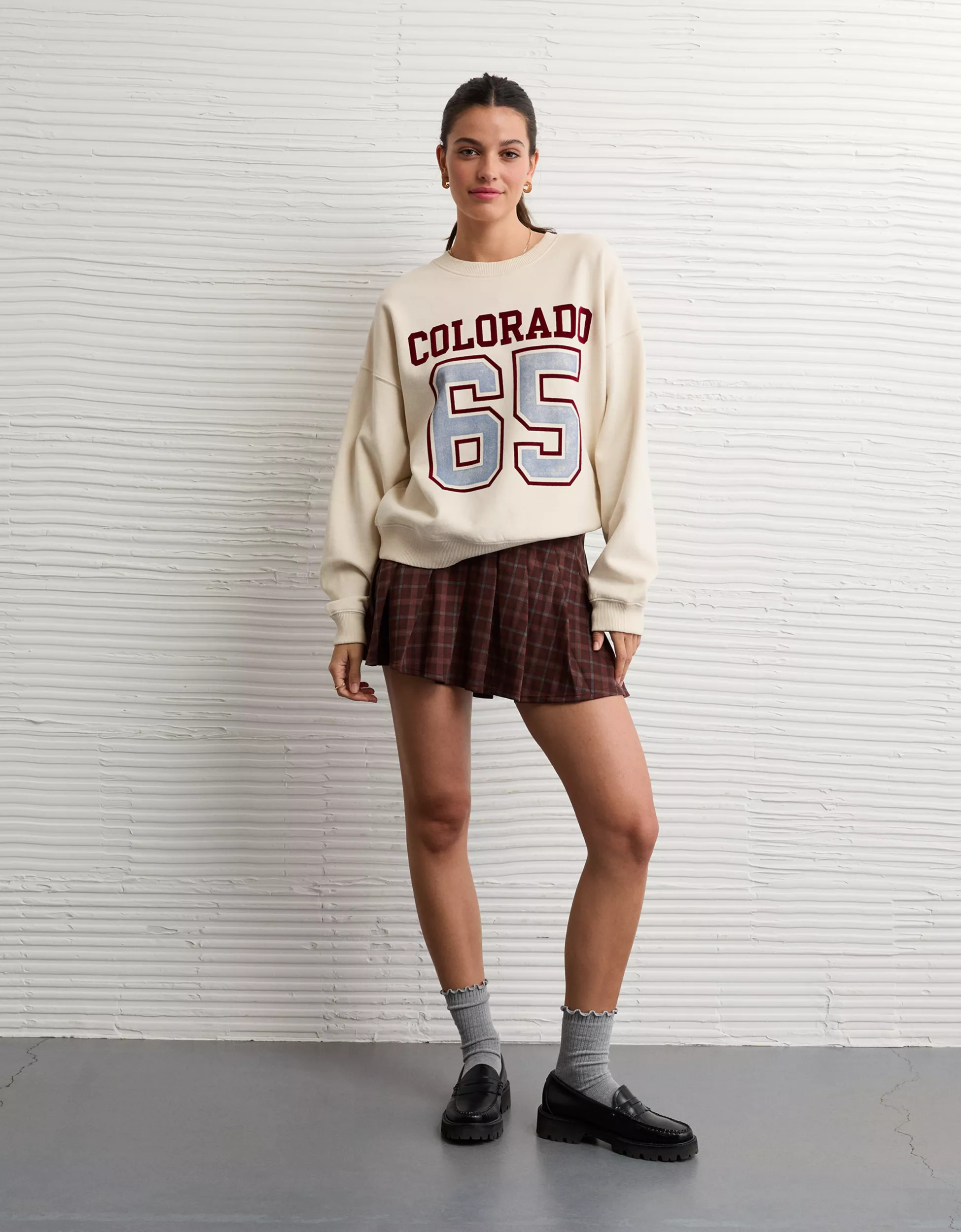 AE Relaxed Graphic Sweatshirt | American Eagle Outfitters (US & CA)