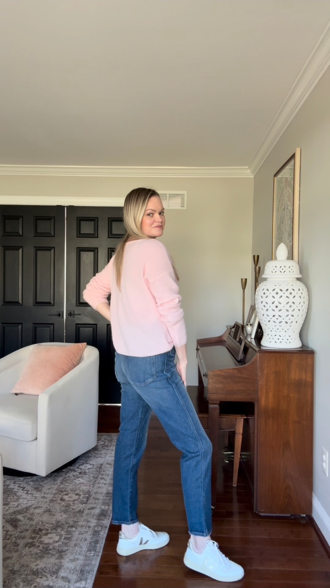 A simple outfit formula you’ll reach for all the time 🤍 A lightweight sweater, classic jeans, and white sneakers for an easy, everyday look that feels comfortable and pulled together.

#LTKSeasonal #LTKOver40 #LTKootd