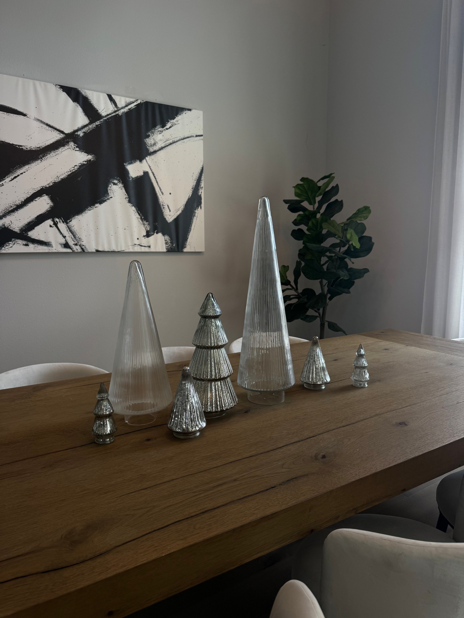 Beautiful glass Christmas tree decor 


#LTKHome #LTKHoliday