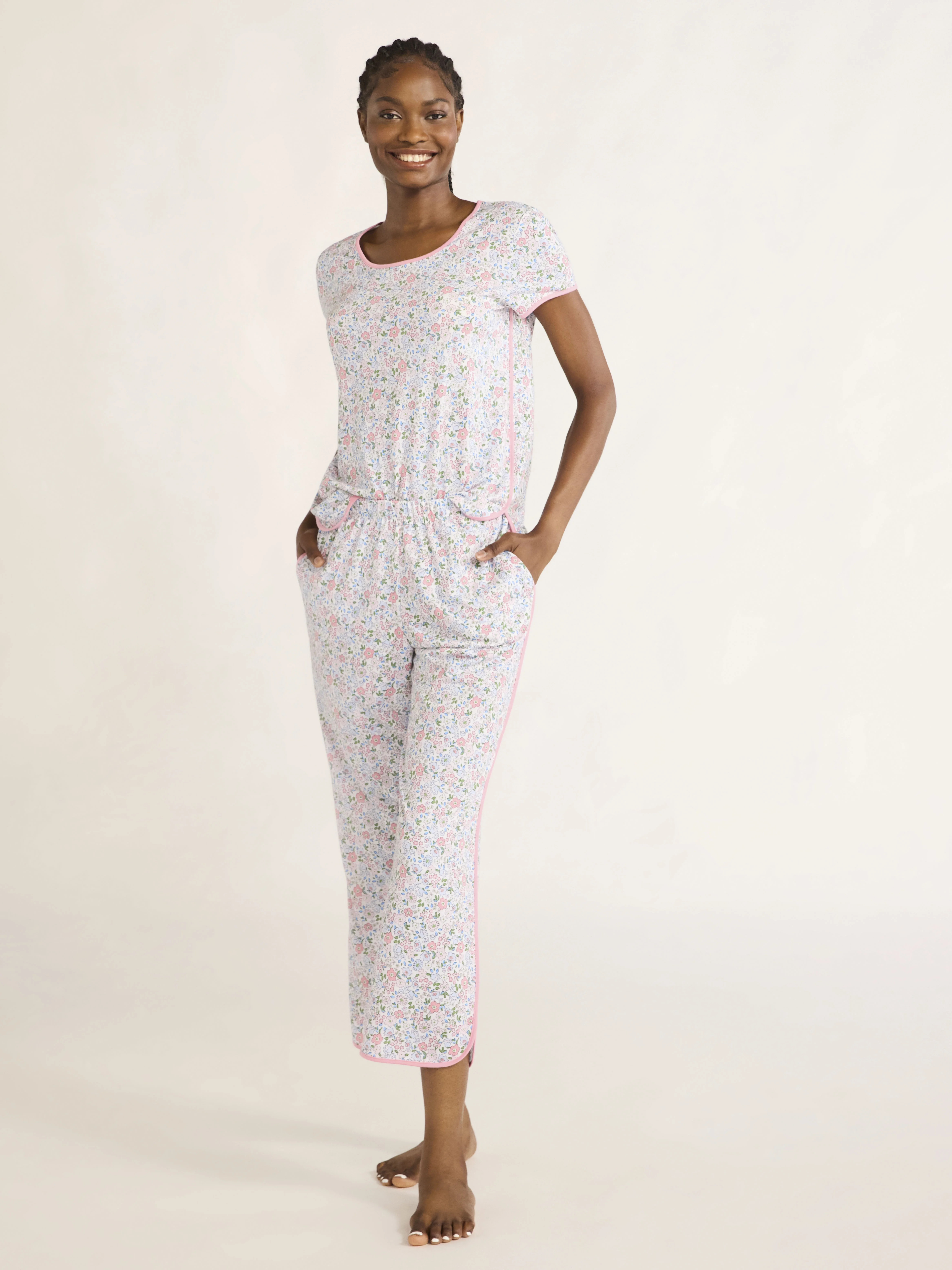 Joyspun Women's Sleep Tee and Pants Pajama Set, 2-Piece, Sizes XS-3X | Walmart (US)