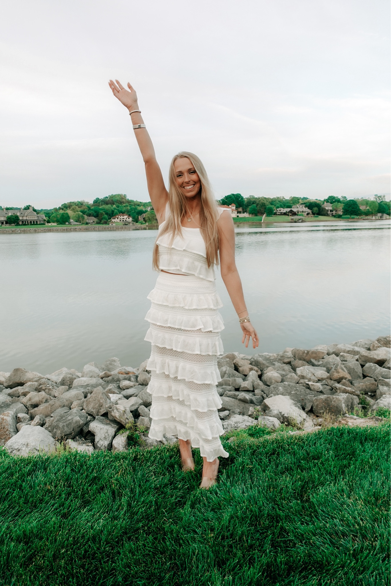 BRIDAL SET! 👰‍♀️💍🤍

#LTKbeauty #LTKwedding #LTKstyletip