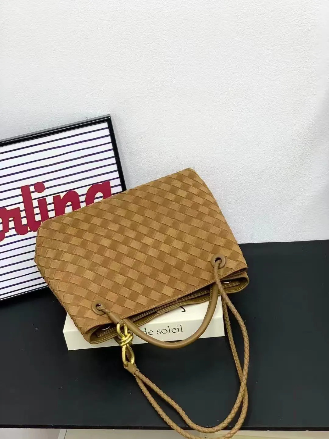 Save Big on Bulk Stylish Crossbody Bags Designer Bag Womens Woven Bag Leather Metal Shoulder Bag ... | DHGate