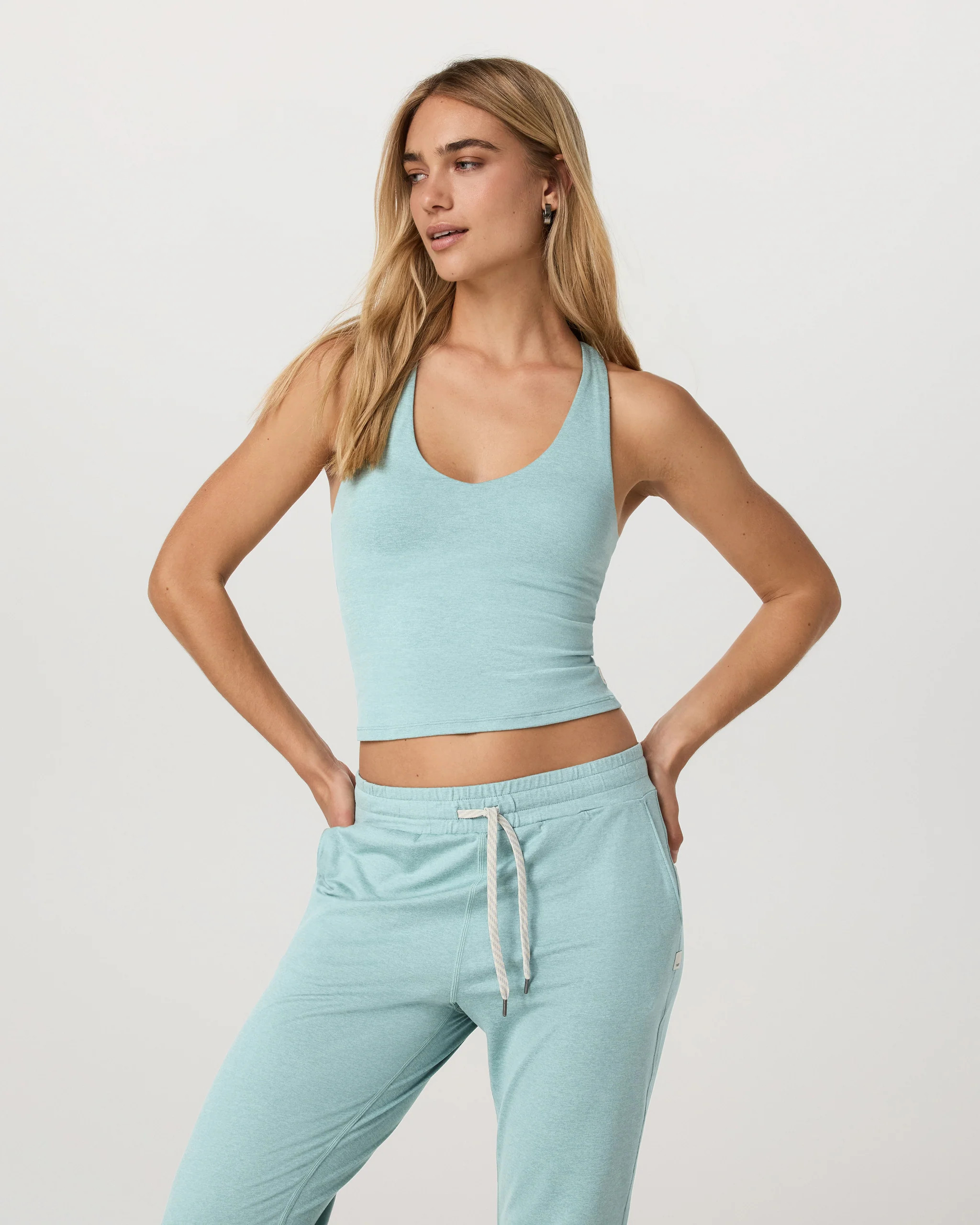 Halo Performance Crop Tank 2.0 | Vuori Clothing (US & Canada)