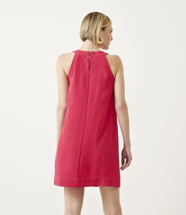 Vestido Curto com Gola Halter e Pesponto no Decote Rosa | Renner (BR)