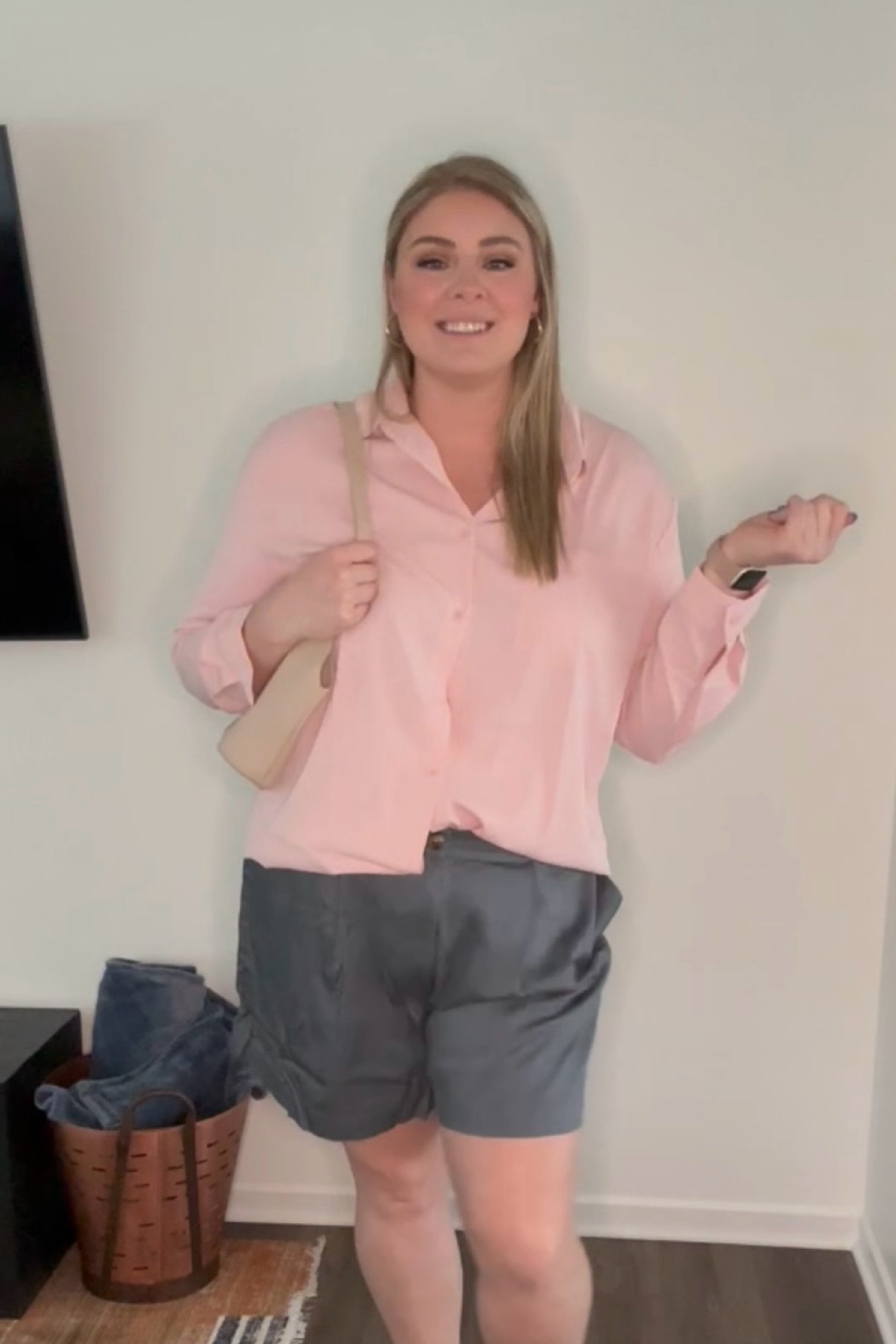 More colors for the trouser shorts and button down shirt!

Pink shirt 3X (size up)
Shorts 2X

office wear, plus size office wear, plus size fashion, curvy, tall, affordable fashion, trouser shorts

#LTKWorkwear #LTKPlusSize #LTKMidsize