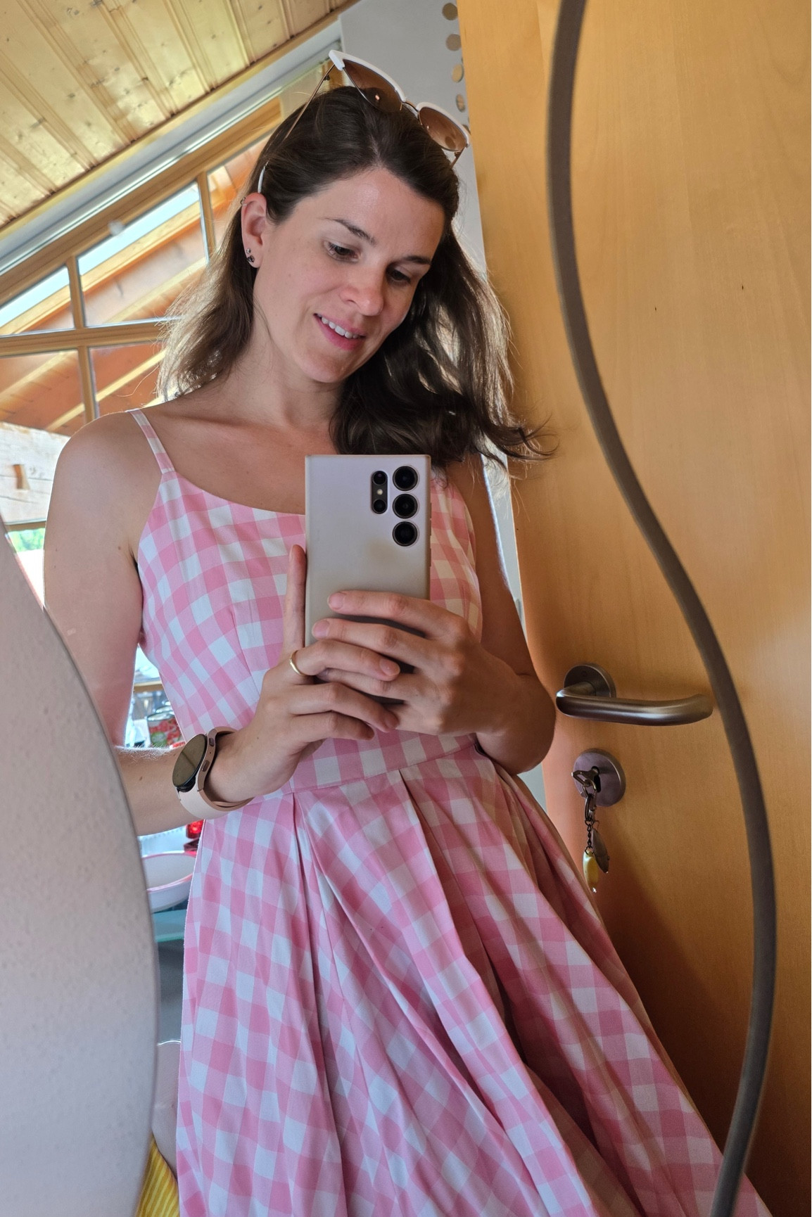 The perfect summery look for sunny days: A light pink 50s style vichy dress for that Barbie look 

#LTKdeutschland #LTKsummer #LTKeurope