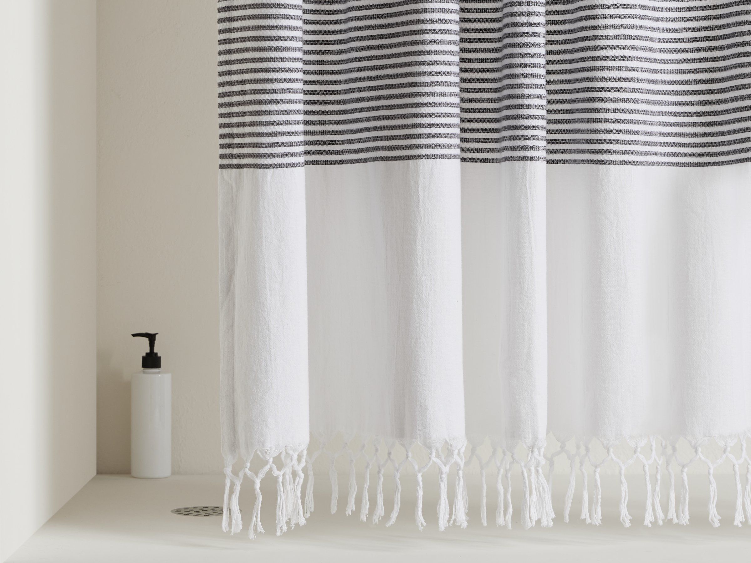 Turkish Shower Curtain | Parachute