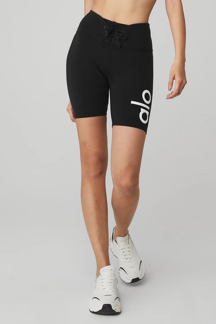 Yogi Lace Up Short | Alo Yoga (US)