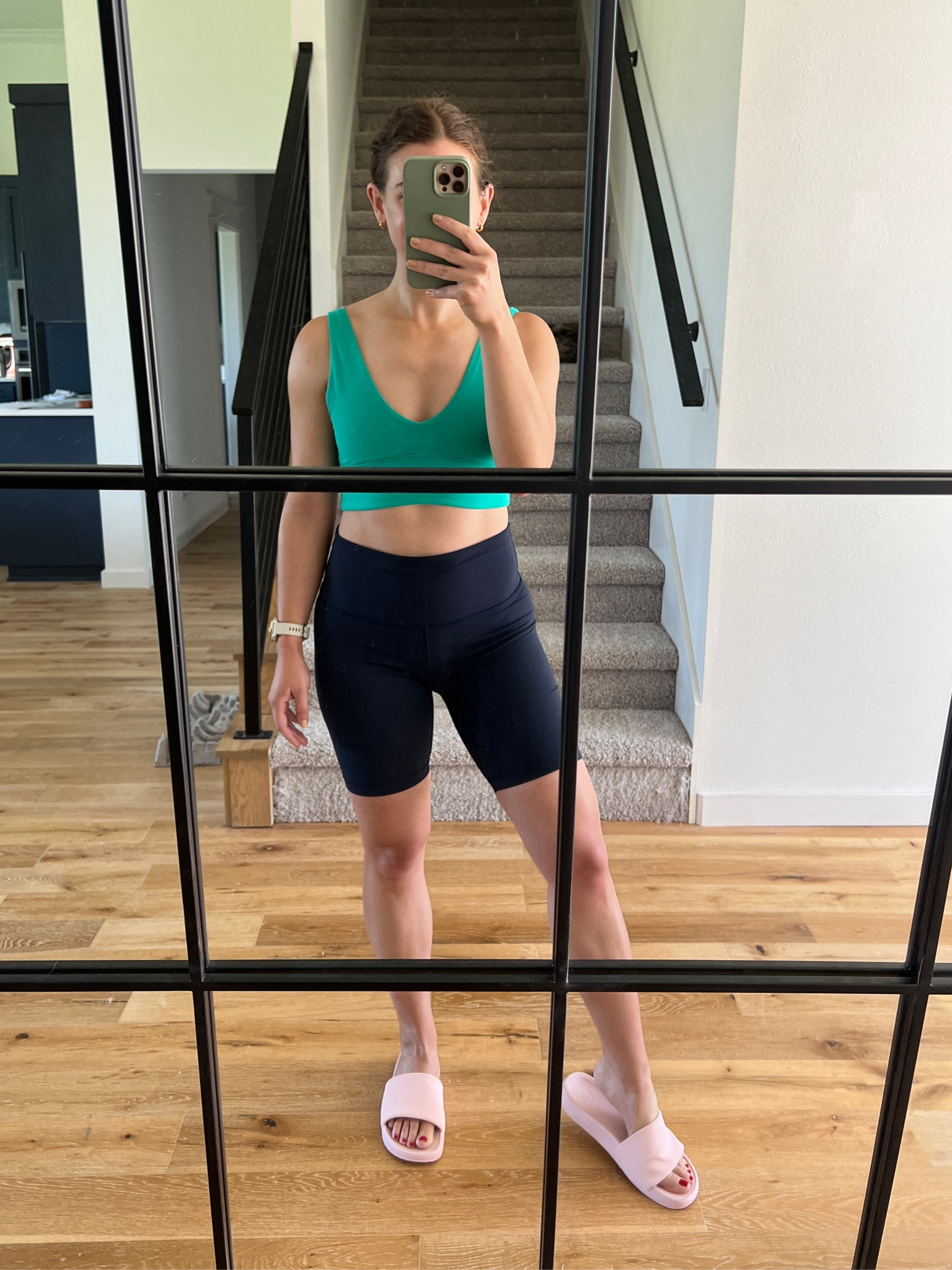 Workout OOTD

Bra: size 6
Shorts: size 8 
Shoes: size 8

#LTKfindsunder100 #LTKfitness #LTKActive