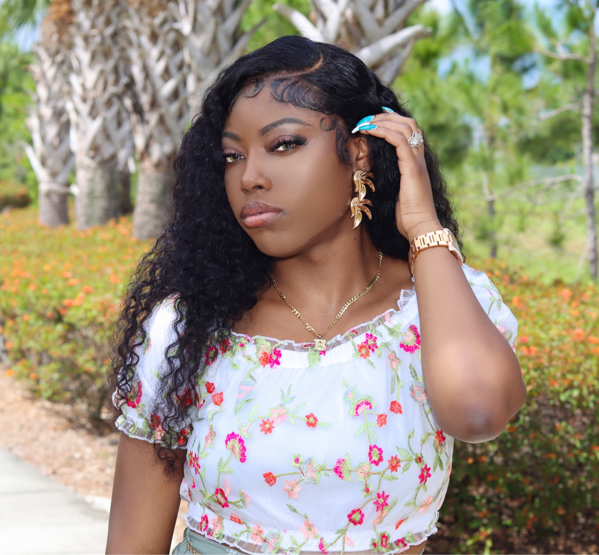 If you want to lift yourself up, lift up someone else. New blog post loading, but get into this #SoftGlam this #MakeupMonday

#Makeup by me
#SummerHair #SummerMakeup



#LTKstyletip #LTKbeauty #LTKFind